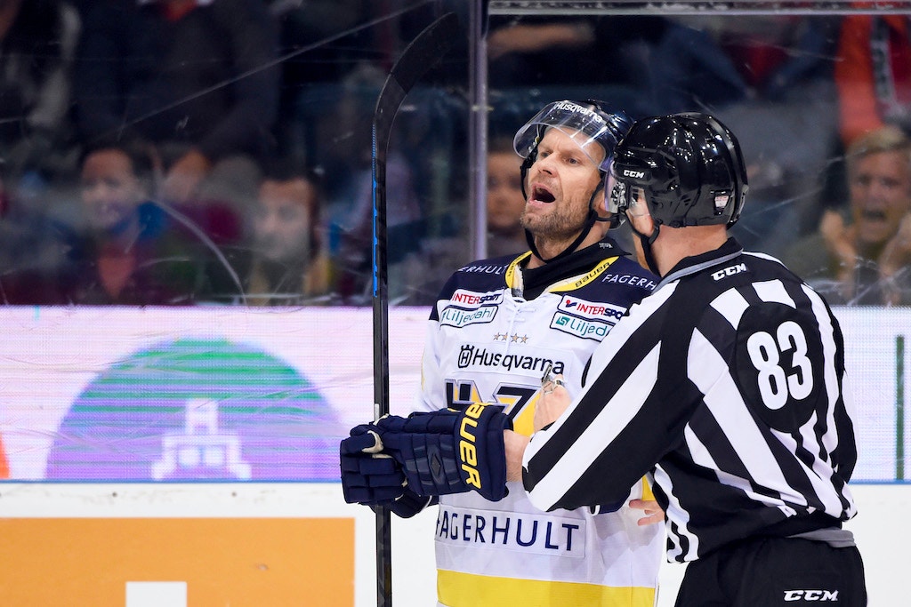 Jere Karalahti HV71 matchstraff