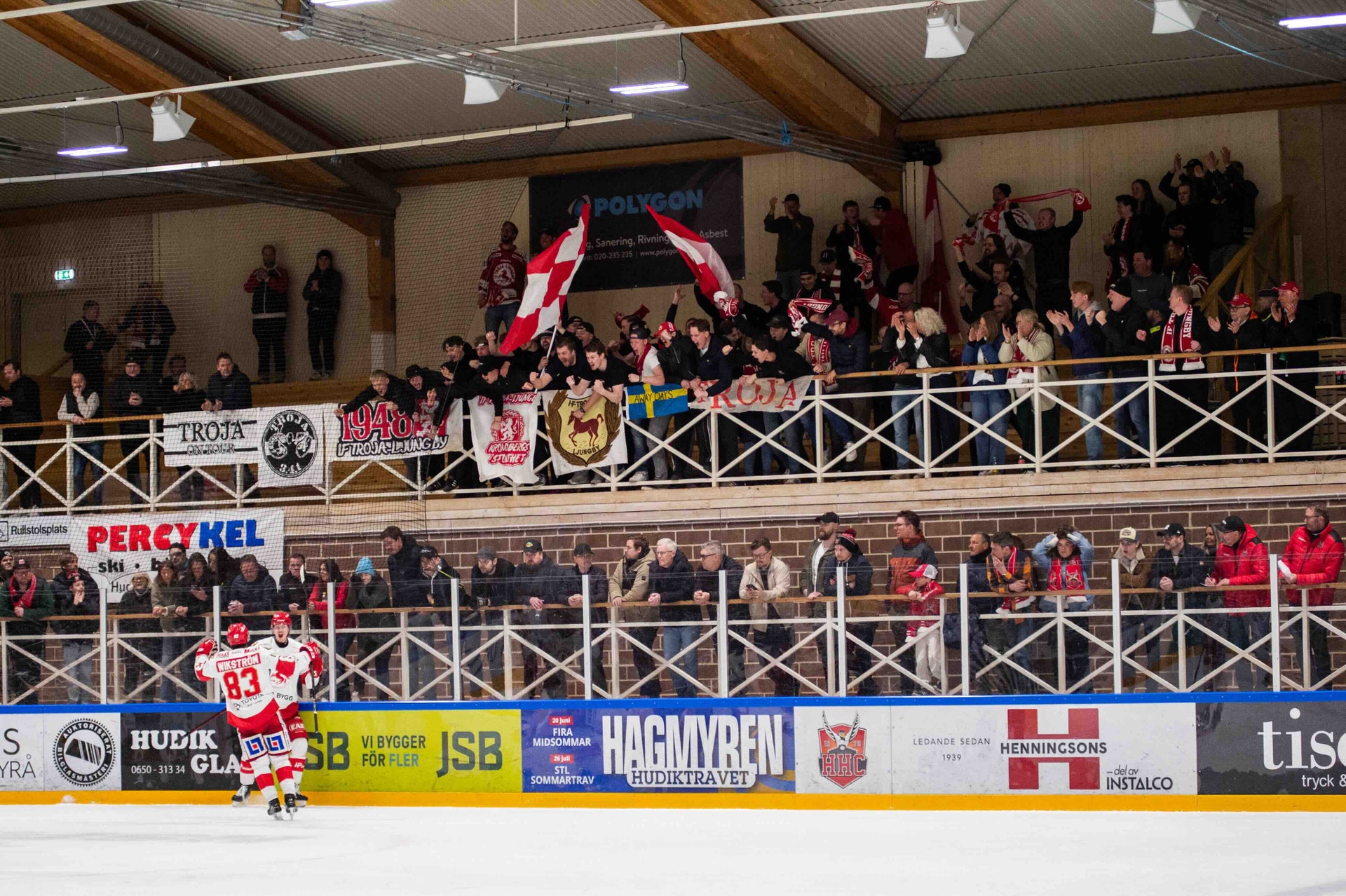 Troja fans