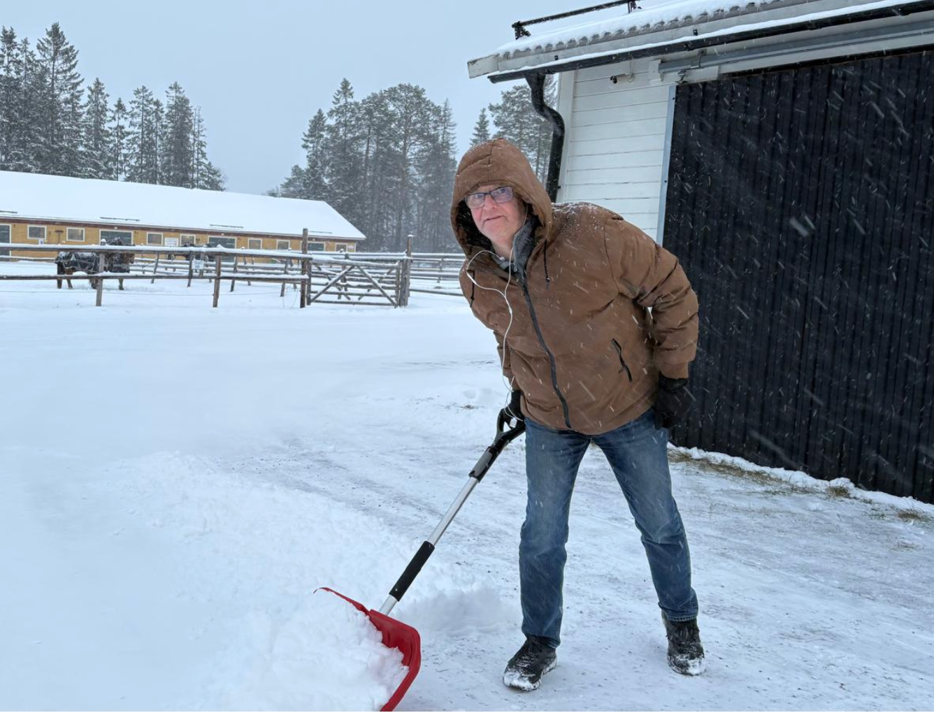 dRWS96B1Vnqh1DWEc4J63B Anders Djuse