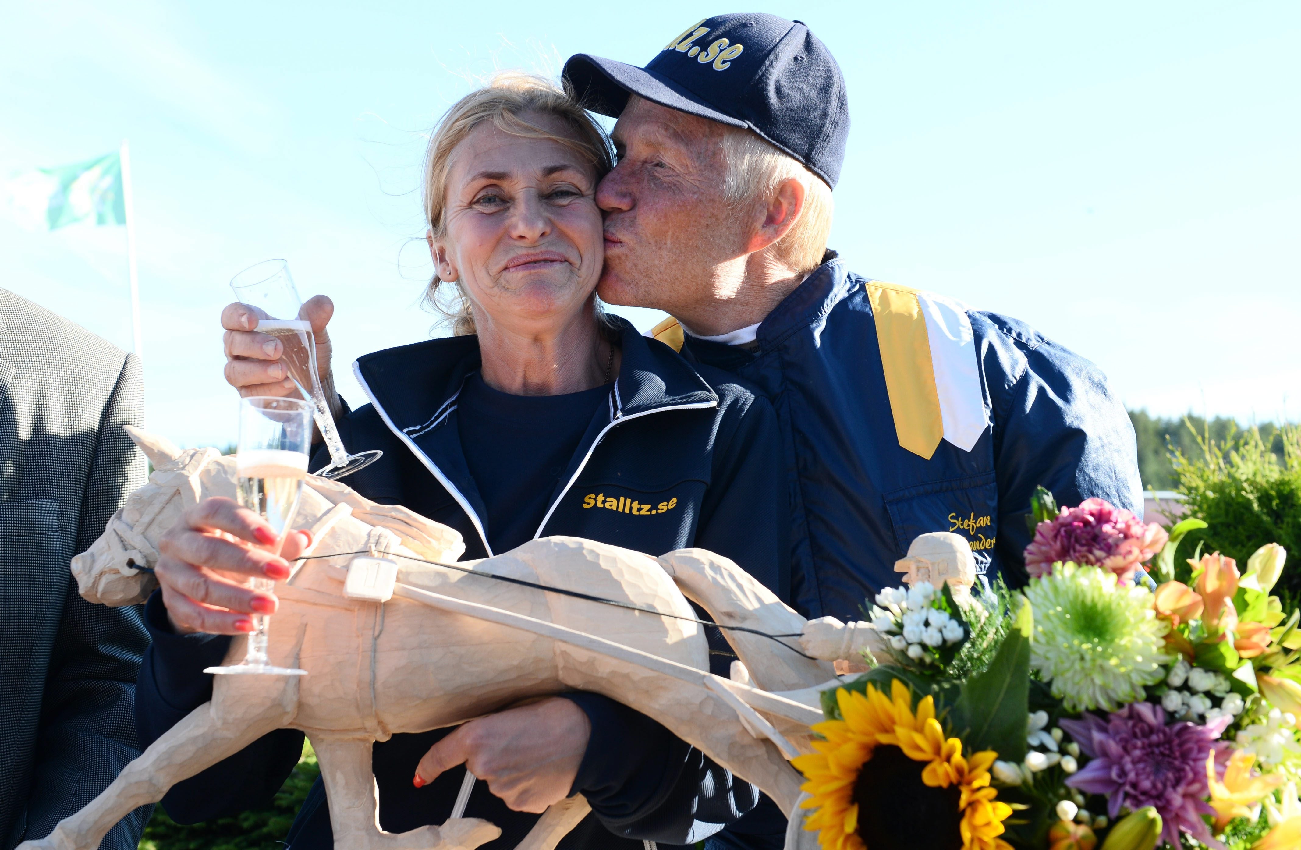 yVrFBUJRxgY7kpHA8tJxNP Stefan Melander3