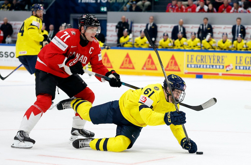 Macklin Celebrini Viggo Björck