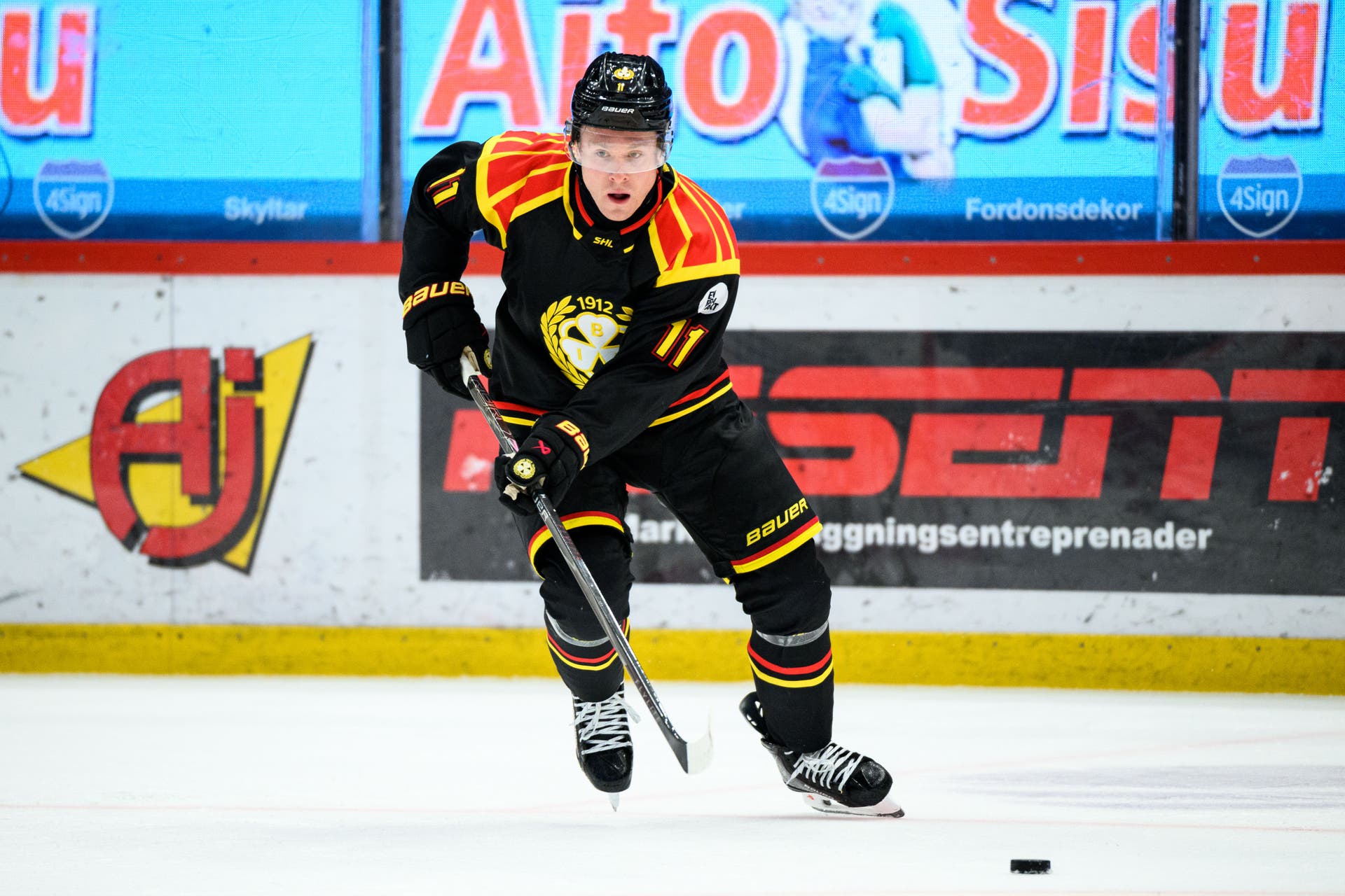 Jaret Anderson-Dolan