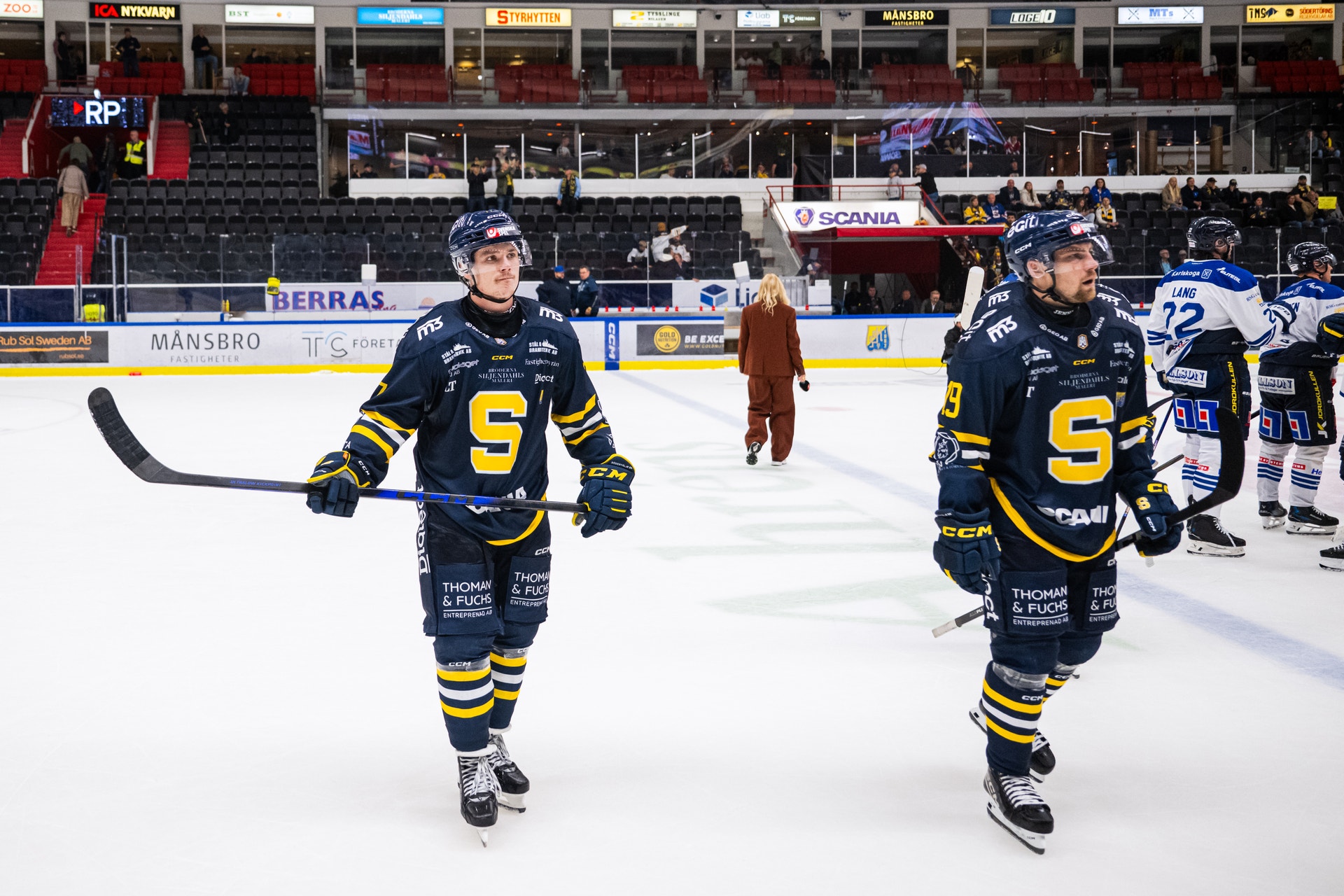 SSK Brett Stapley, Hampus Harlestam