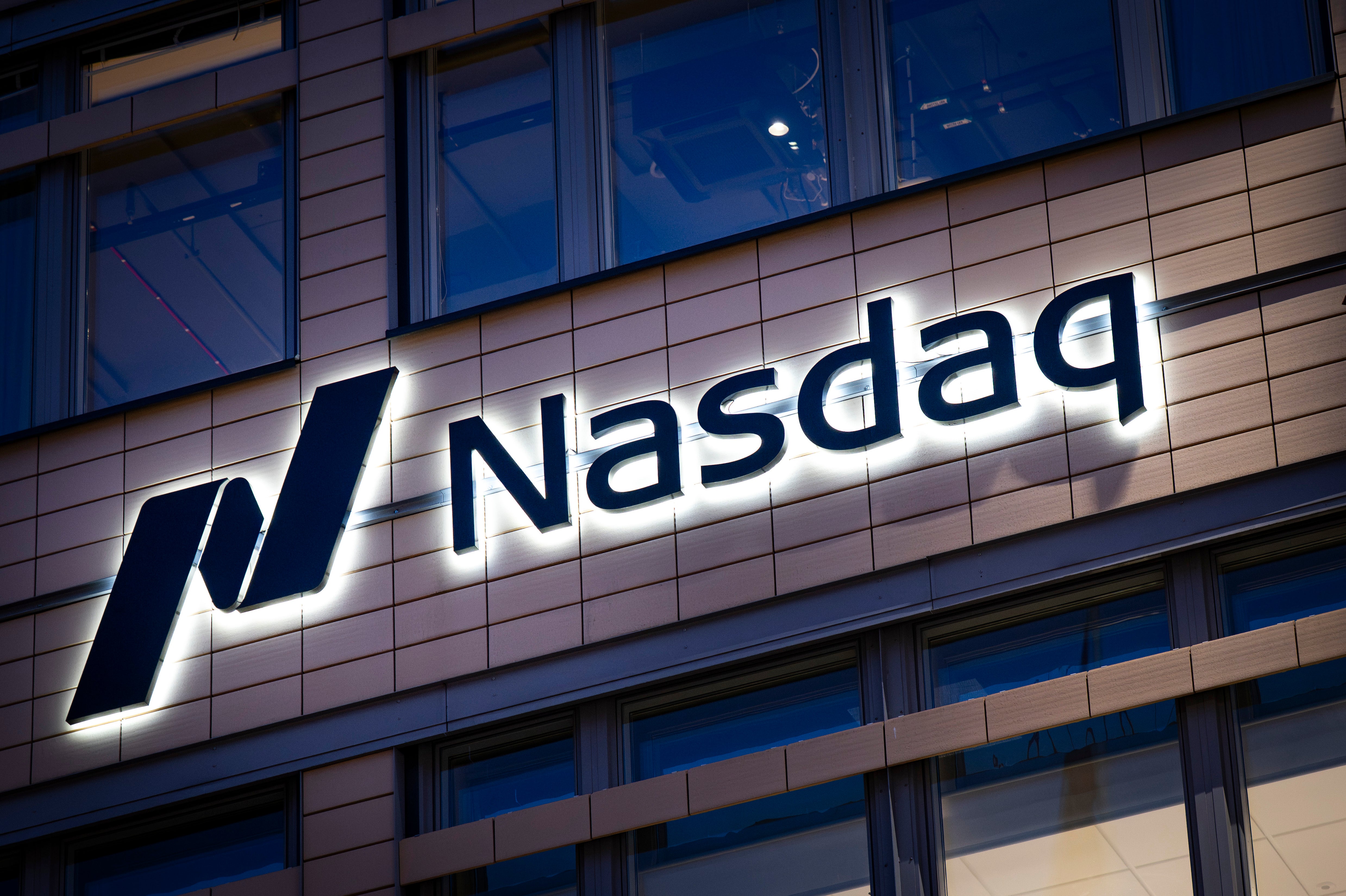 Stockholmsbörsen faller kraftigt efter helgens attacker