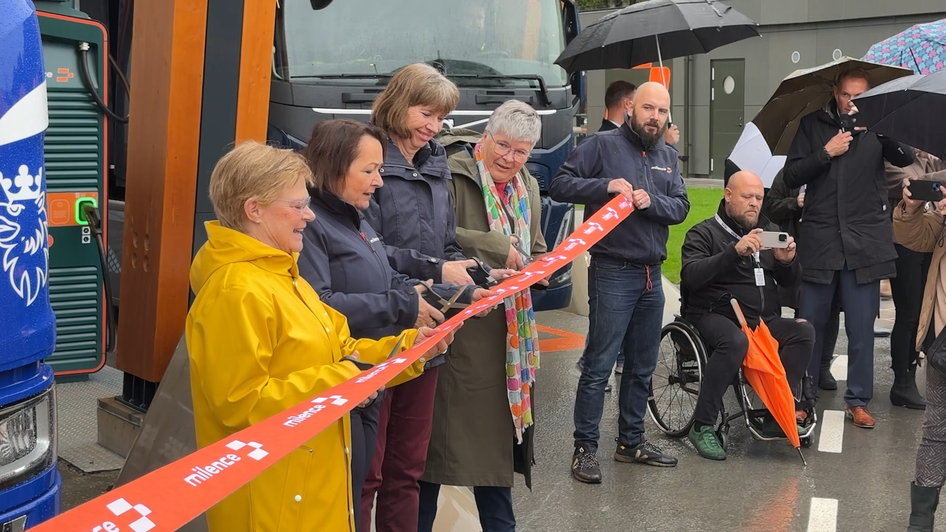 Invigning av Milence laddplats