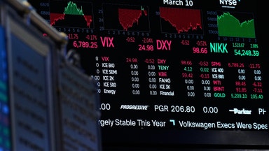 Chiptillverkare lyfte Nasdaq ur korrektion på blandad börs