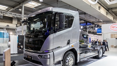 Varnar för högre kostnader – Volvo pressas på börsen
