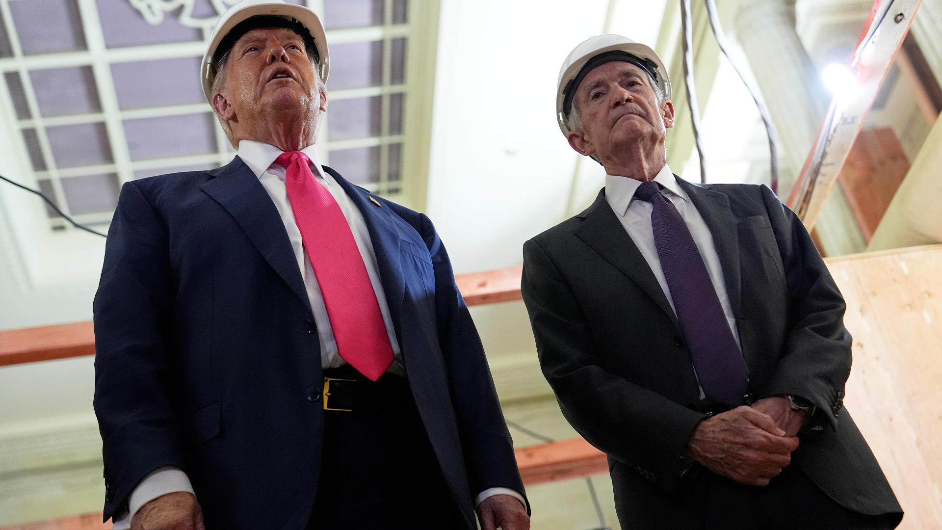 Trump om Powell: Hans liv blir ”olyckligt” om han stannar i Fed