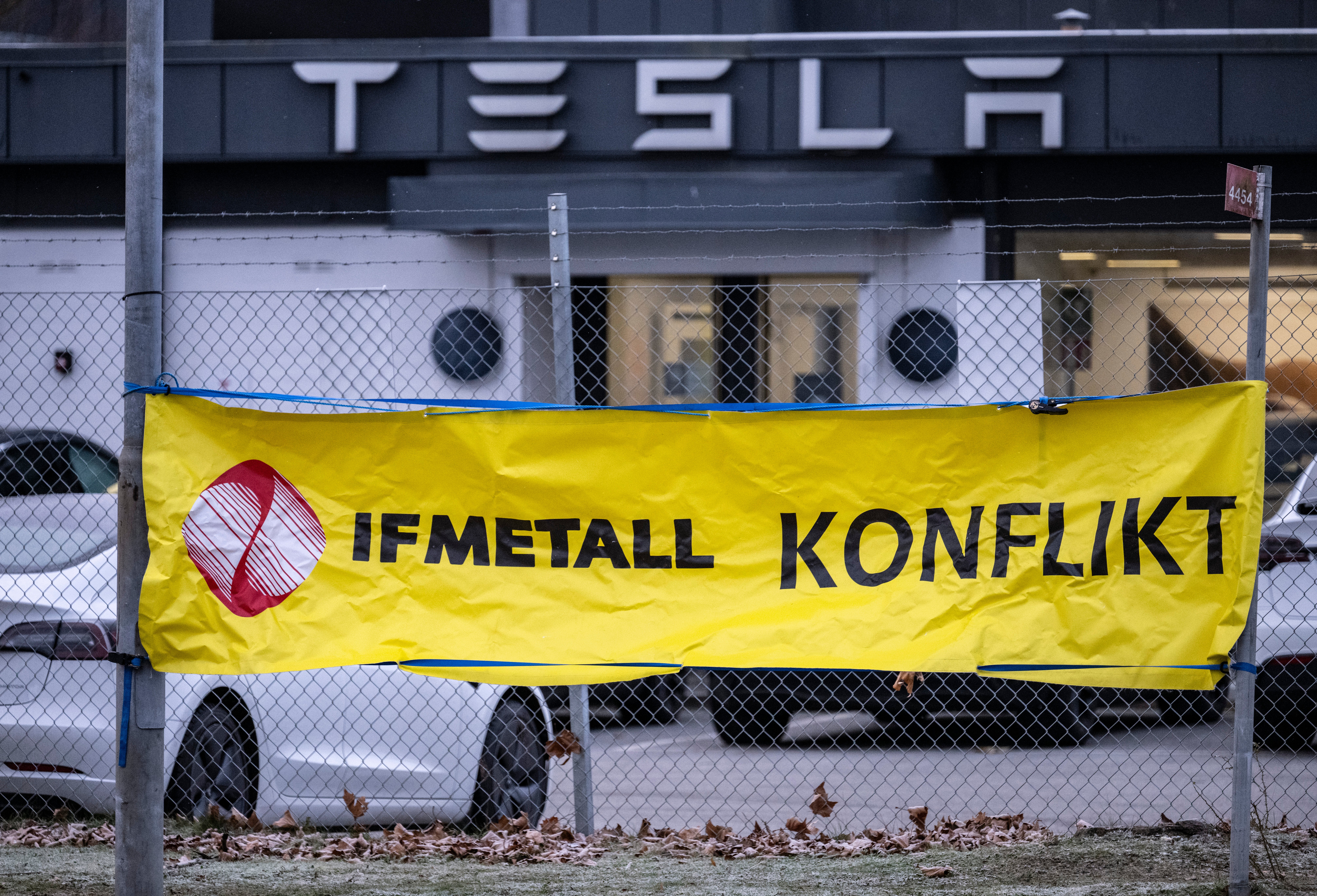 IF Metall ger upp: Avbryter stridsåtgärder mot Tesla