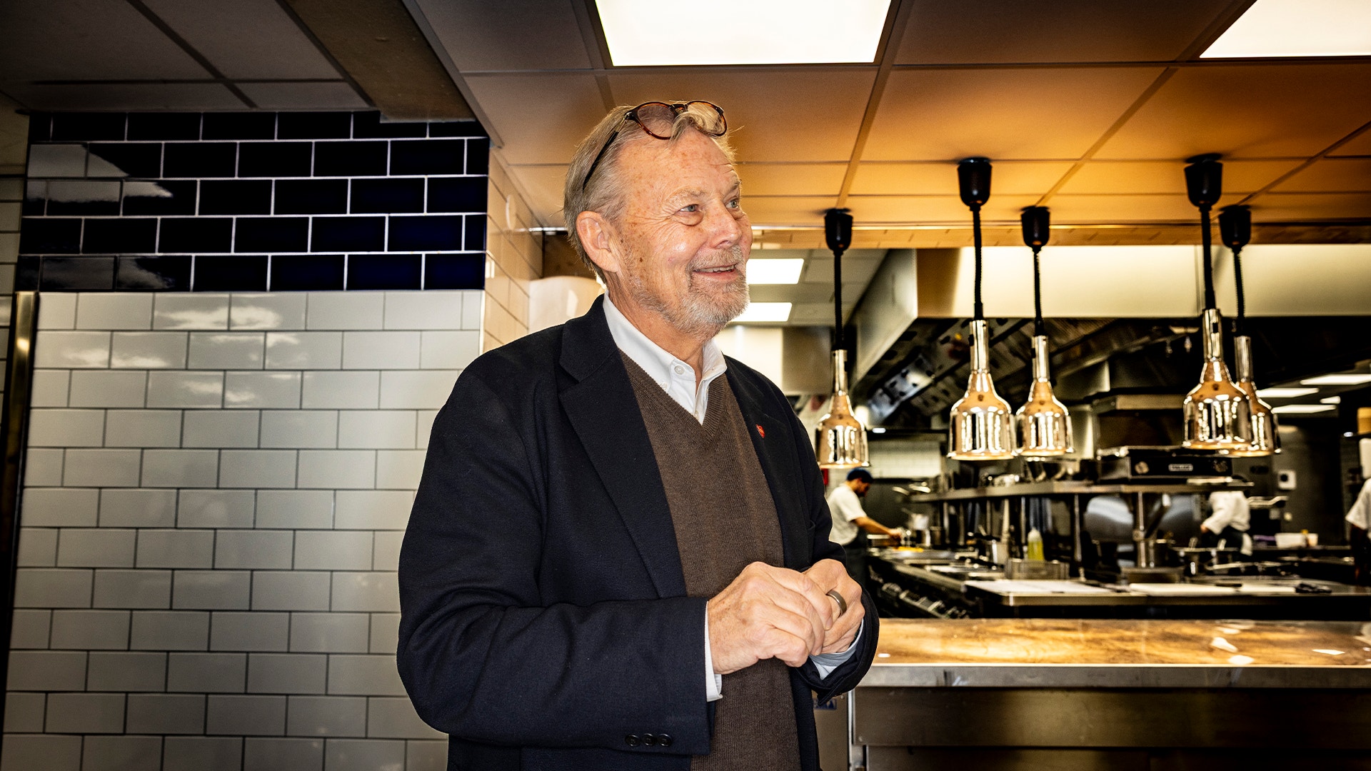 Peter Wallenberg Jr i köket på Grand Hotell.