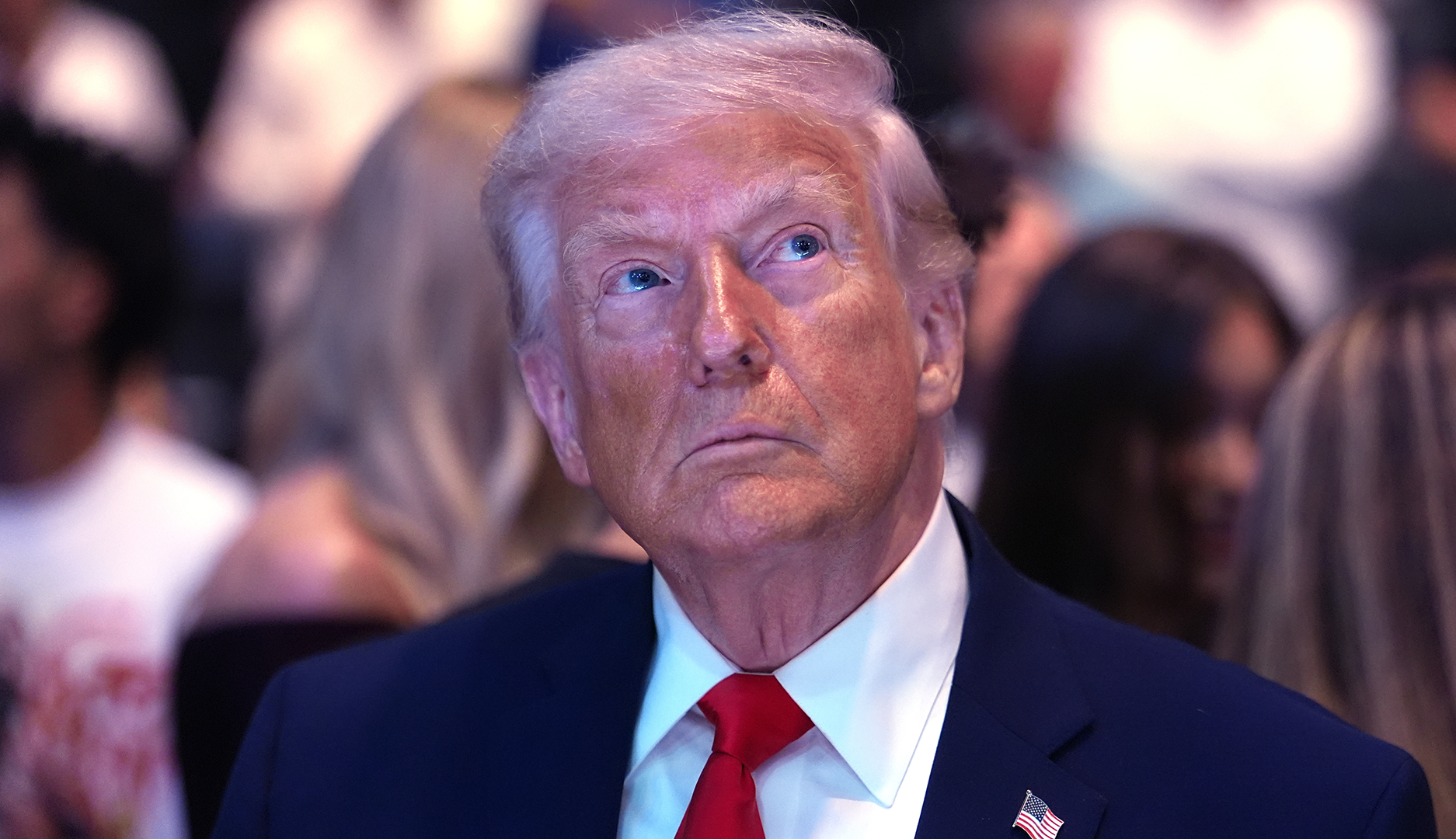 Trump öppnar sundet: ”Kriget väldigt nära över” 