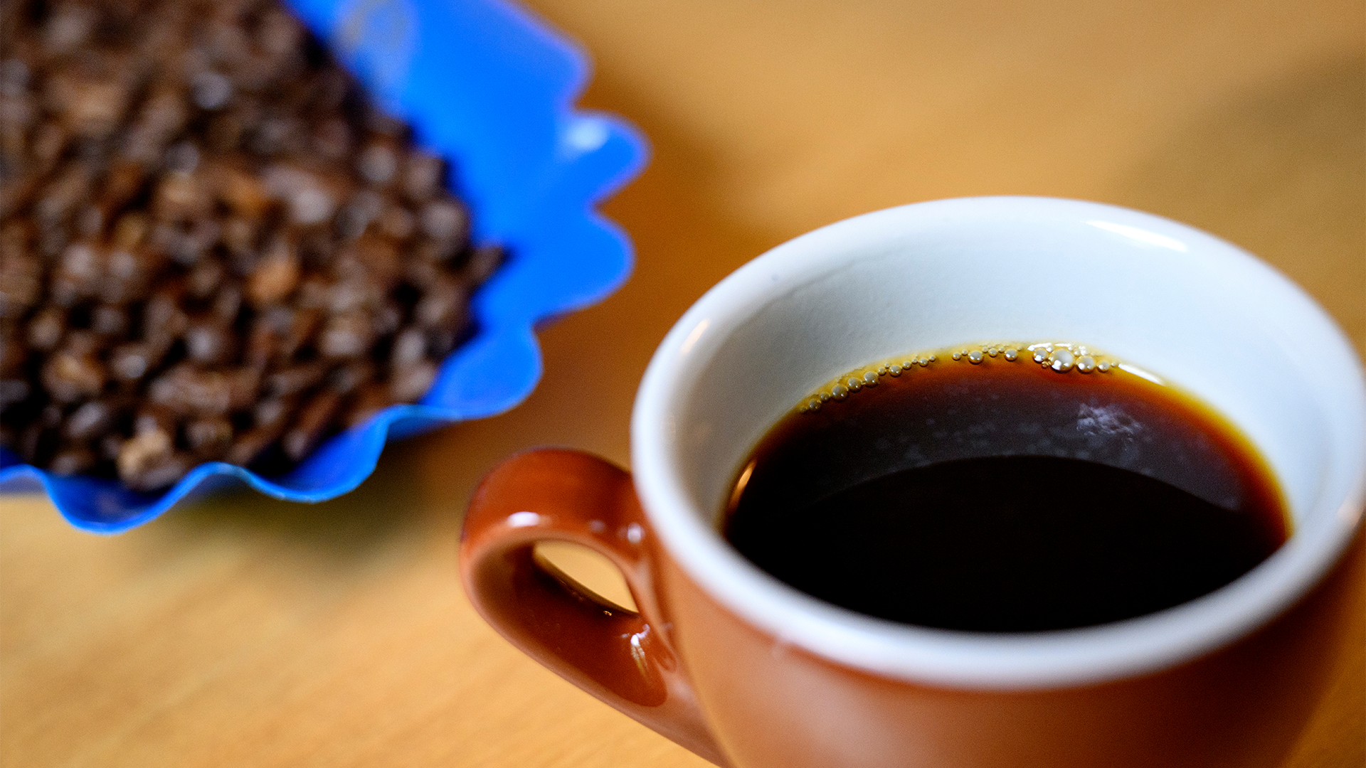 Prisras på kaffe och choklad – men råvarorna skvallrar om ny smäll