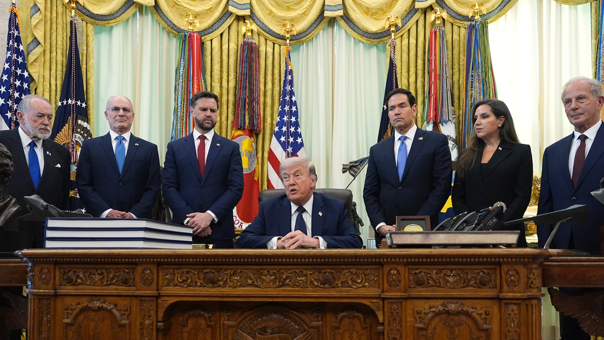 Trump vägrar häva blockaden – analytiker varnar för snar offensiv