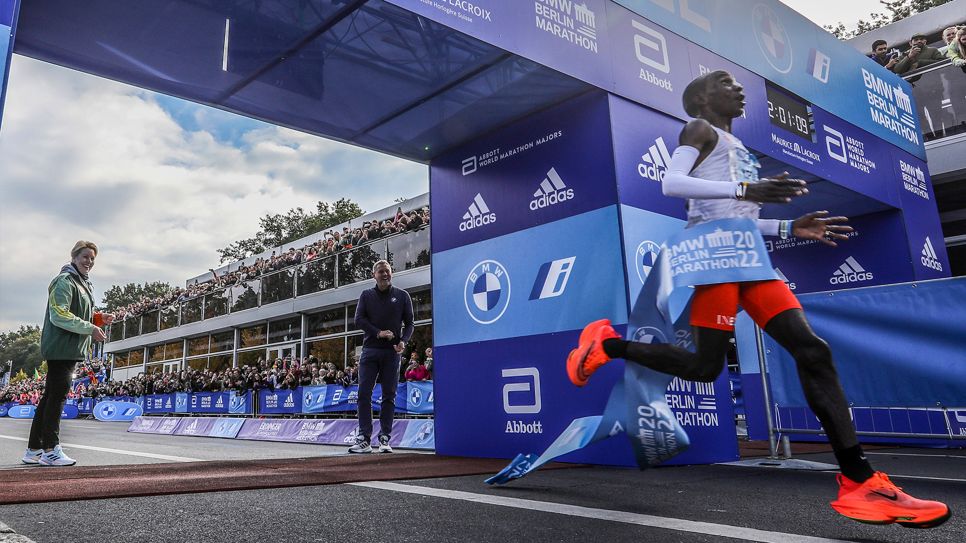 Eliud Kipchoge tävlar i Nike Alphafly – en vidareutveckling av skon han bar när han sprängde tvåtimmarsgränsen i maraton.