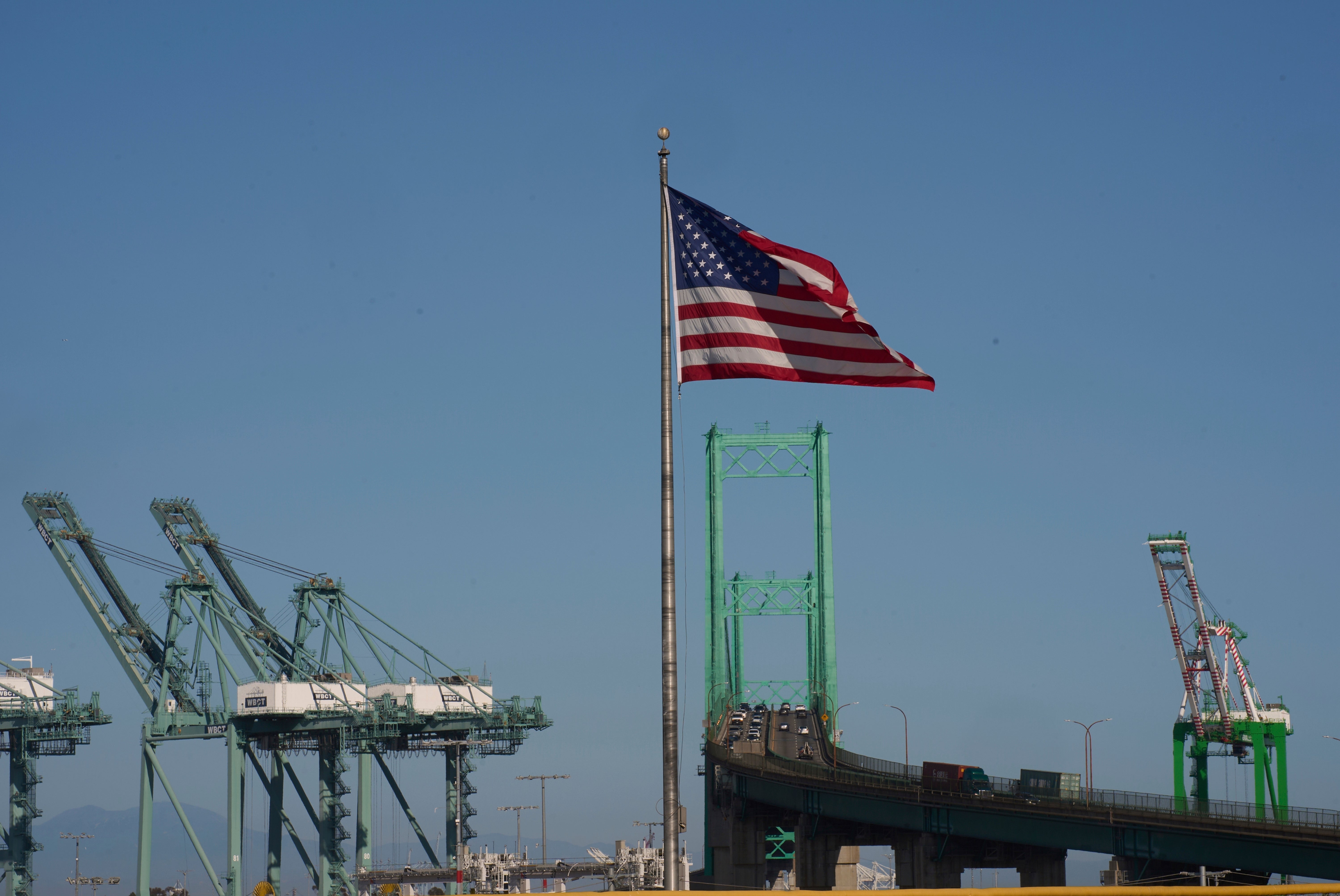 Färre lediga jobb i USA