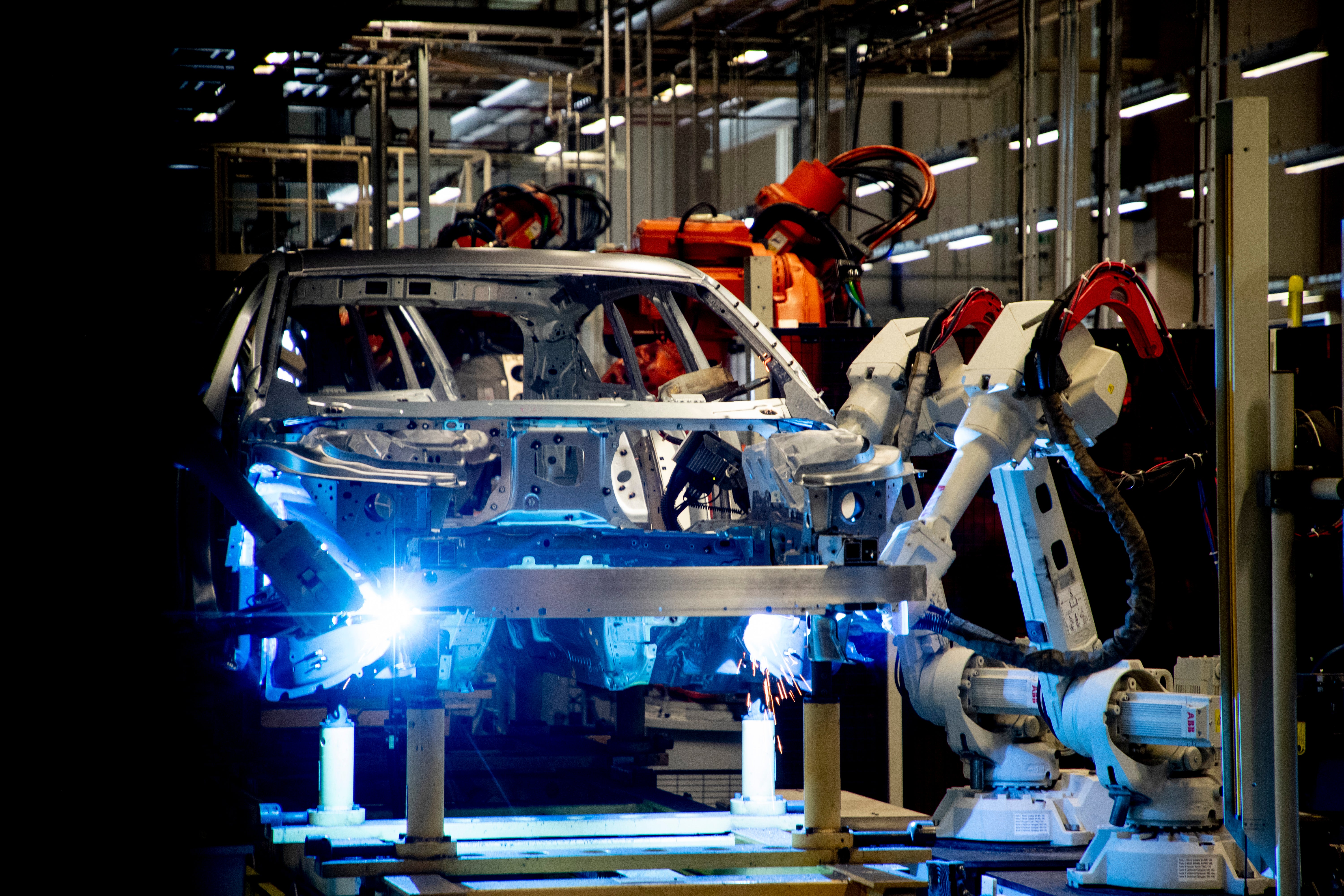 Stockholmsbörsen vänder – Volvo Cars drar i väg