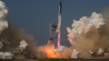 Starship i luften igen – så gick SpaceX första test som börsbolag