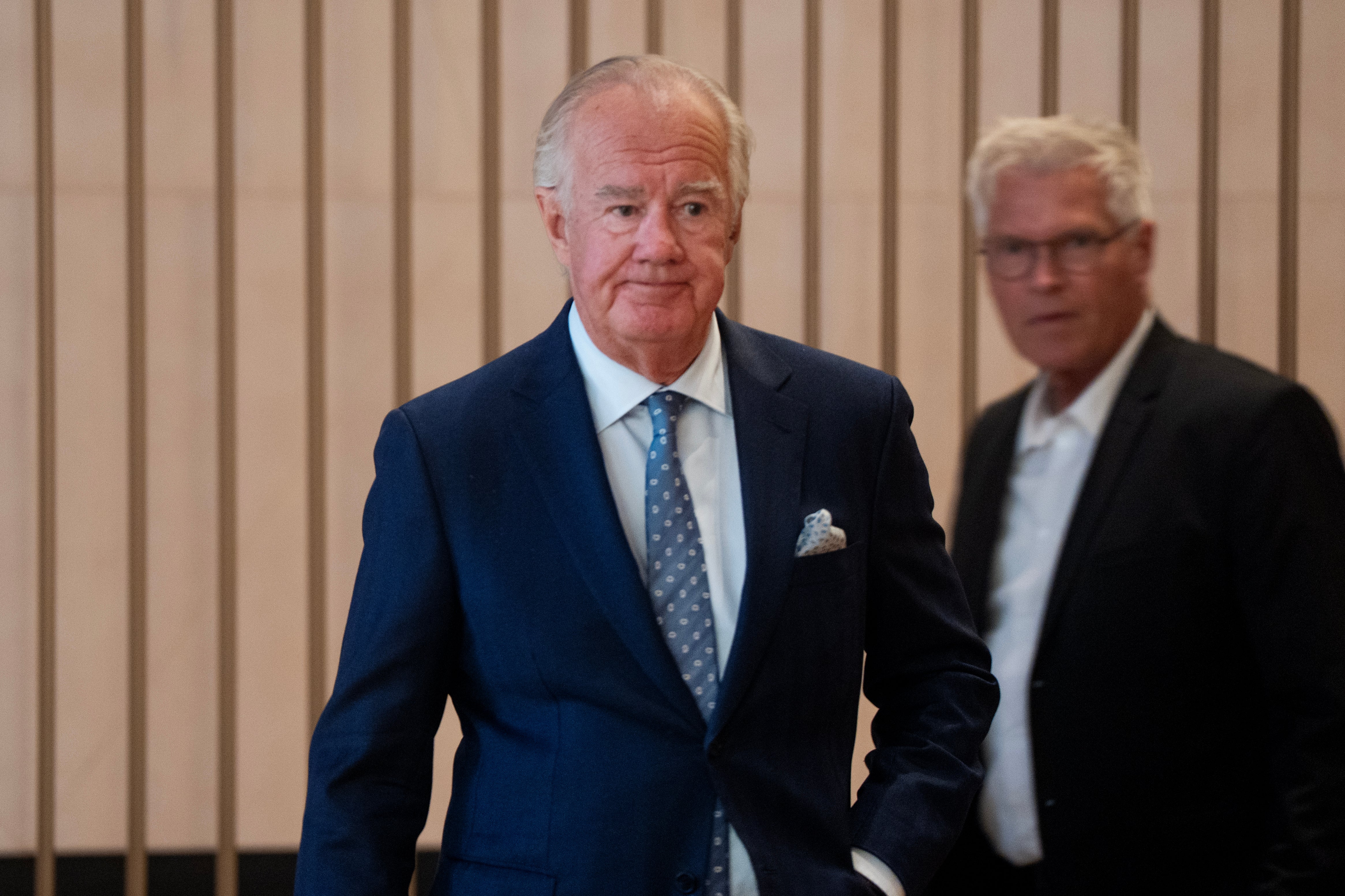 Familjen Persson tankar aktier i H&M för 265 miljoner kronor