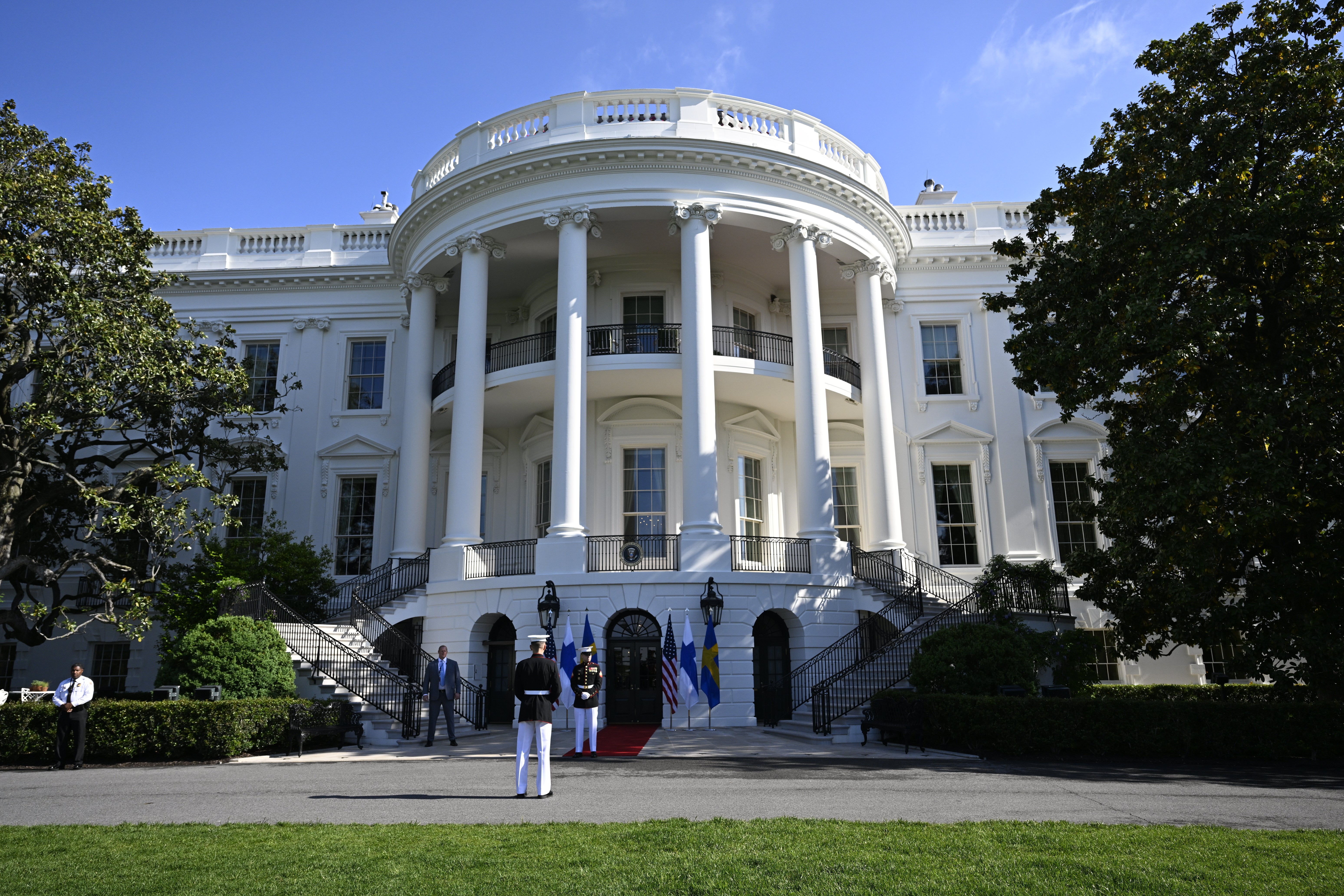 Gruvbolag i USA tokrusar – uppgifter om Vita huset-förvärv 