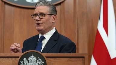 Starmer trotsar Brexit – öppnar för EU-regler utan omröstning