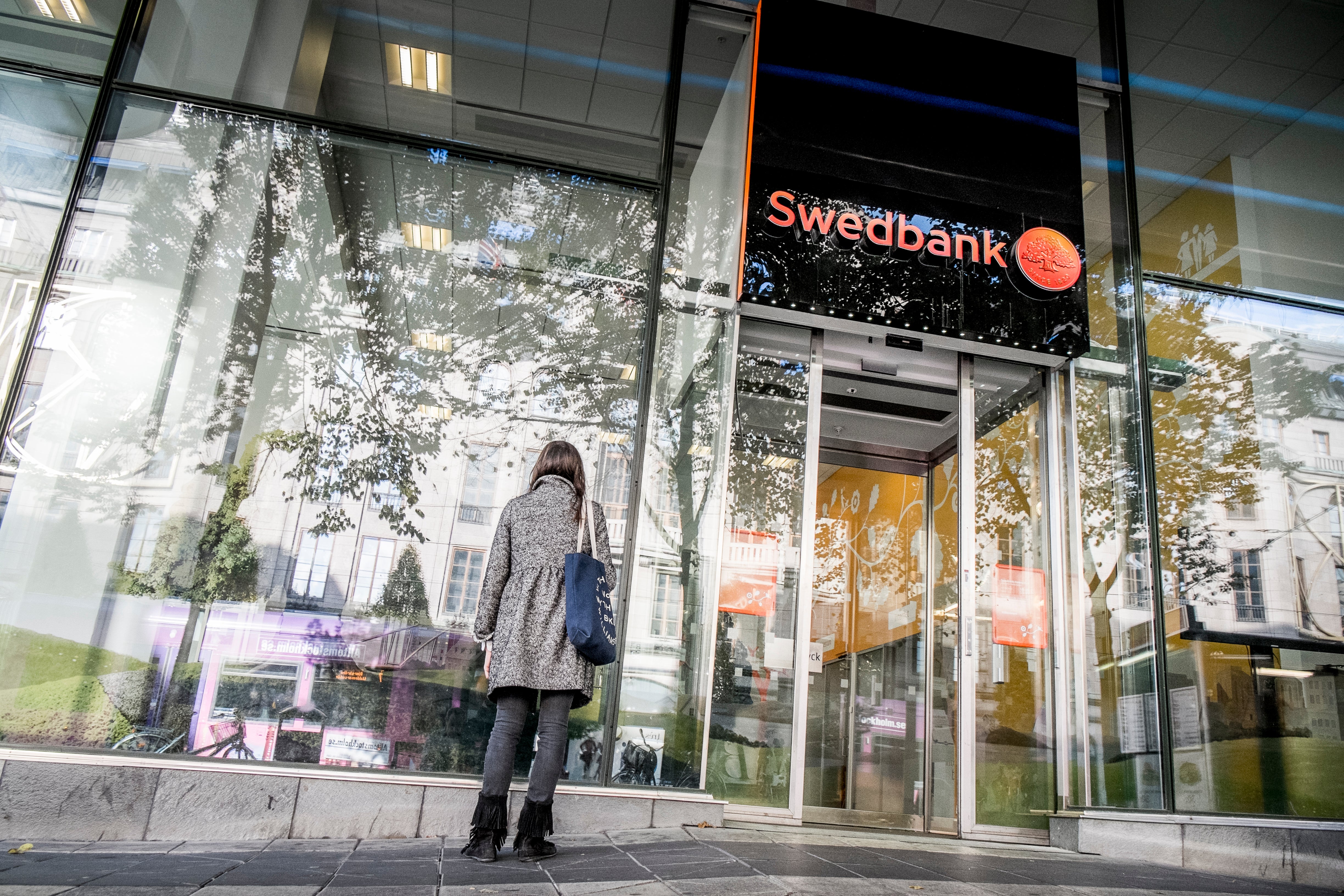 Swedbank spår räntehöjning i höst