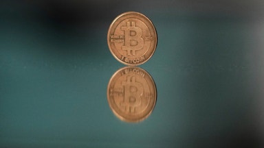 Bitcoin ”tappar momentum” – flaggar för rekyl