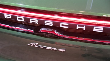 Svaga volymer slår mot fordonsaktier i Europa