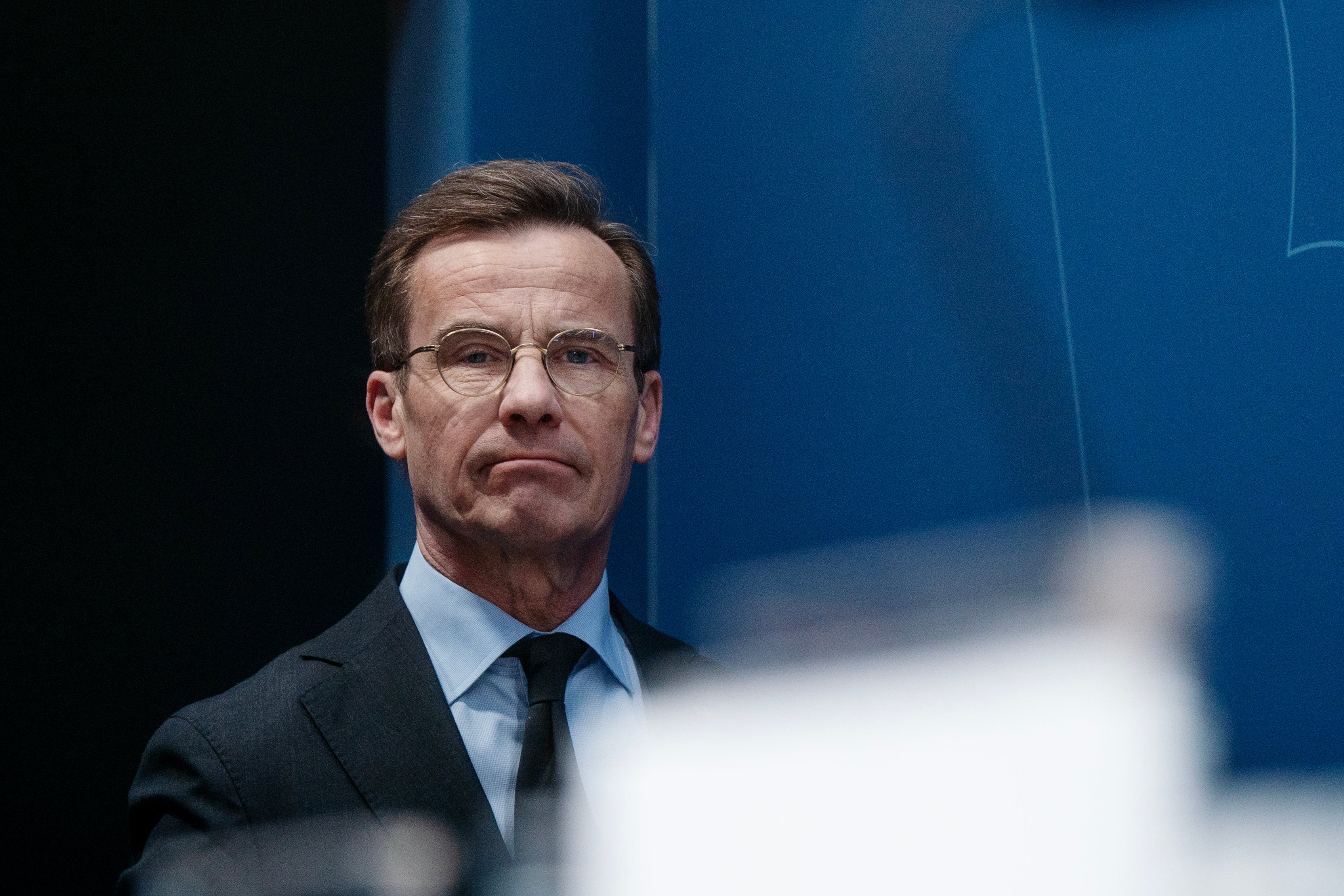 Regeringen föreslår sänkt skatt på bensin och diesel