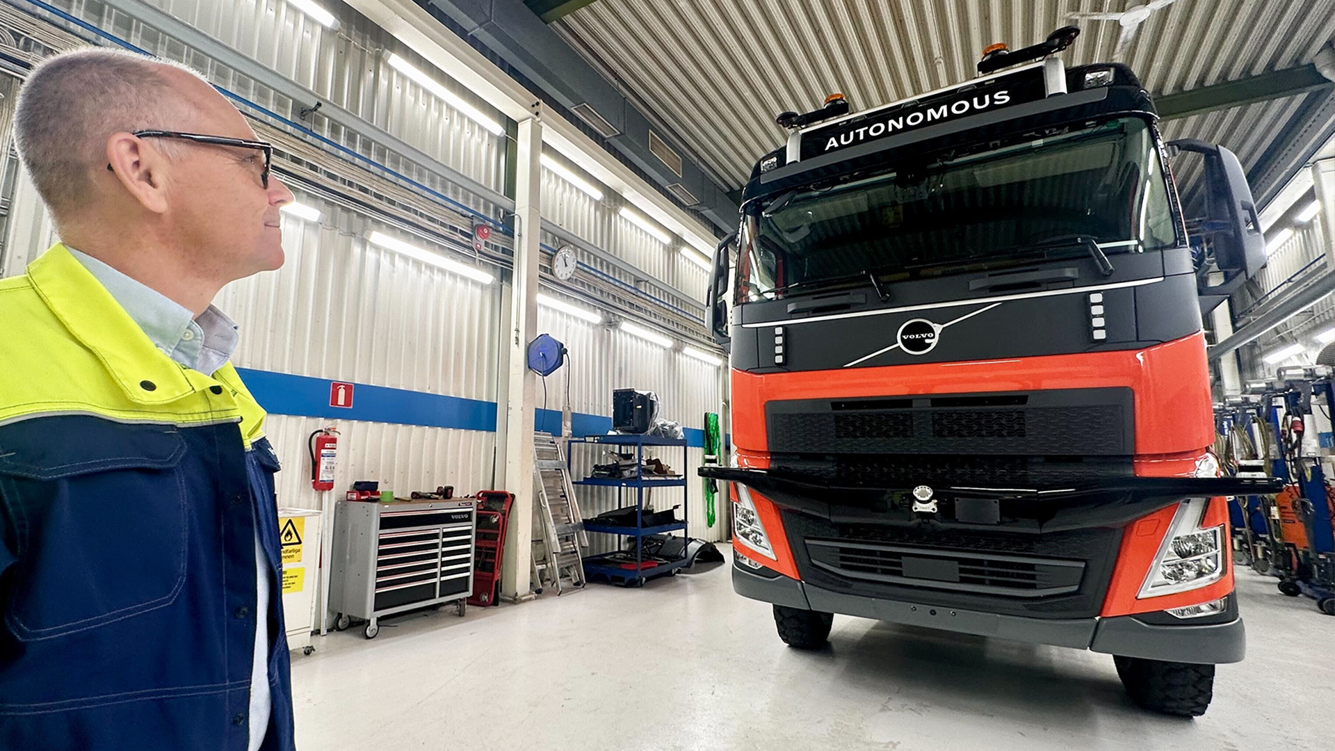 Volvo öppnar fabrik för självkörande lastbilar