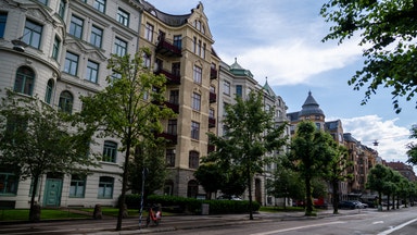 Sommaruppehåll för bostadspriserna