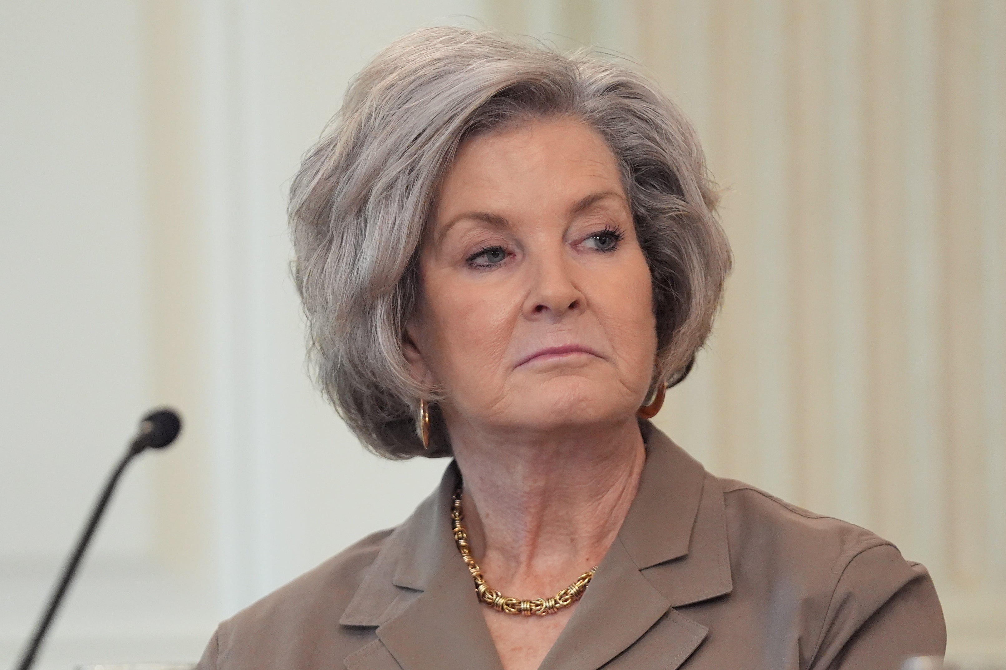 Vita husets stabschef till hård attack mot Trump