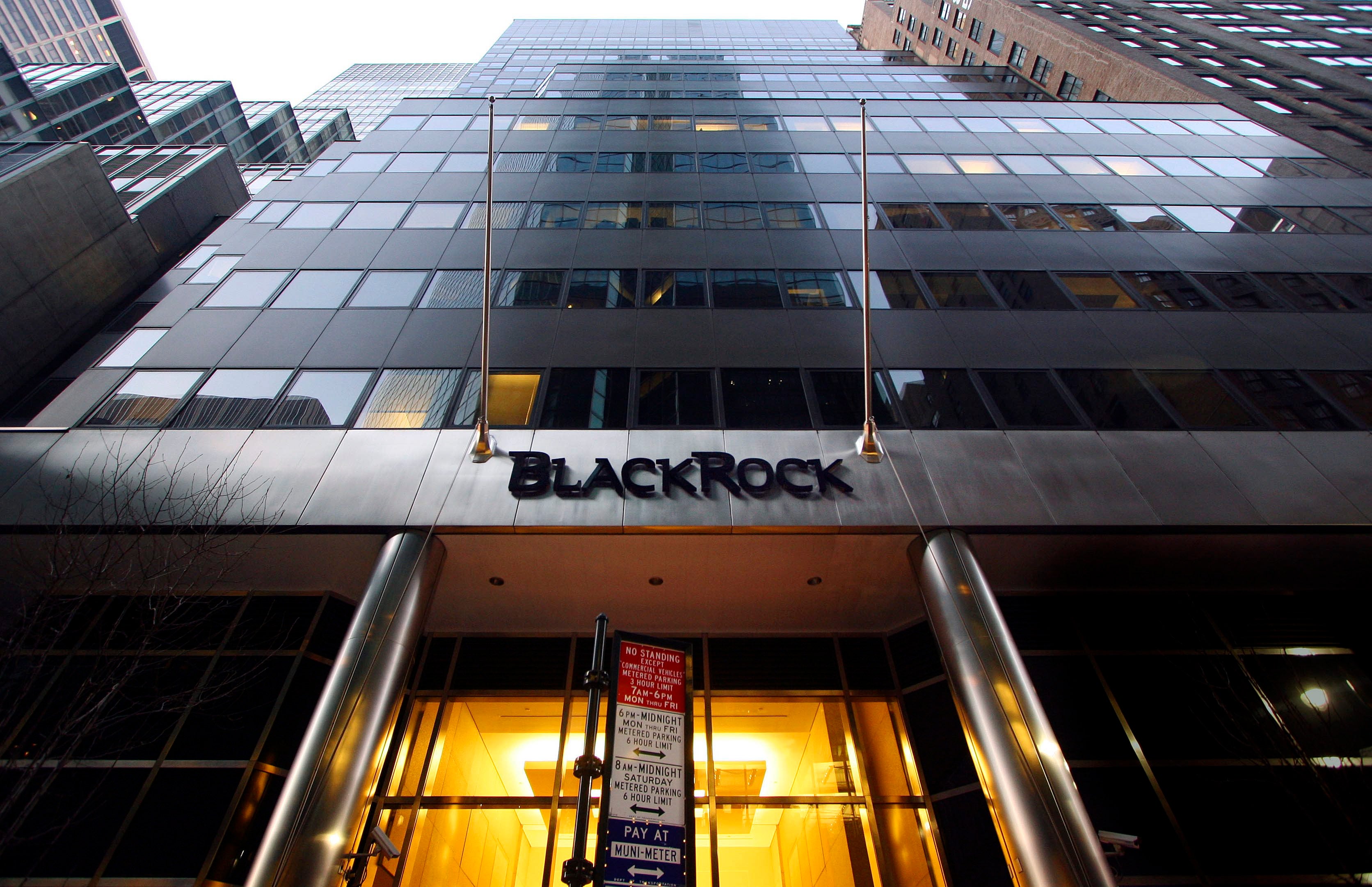 Blackrock begränsar uttag ur private credit-fond