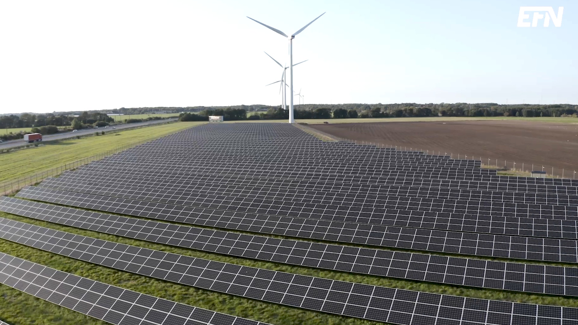 Prognoserna talar för att vi kommer att dubblera elkonsumtionen på 20-25 år. Då kommer det behöva byggas otroligt mycket produktion, det säger Jens Nordberg på Varberg Energi.