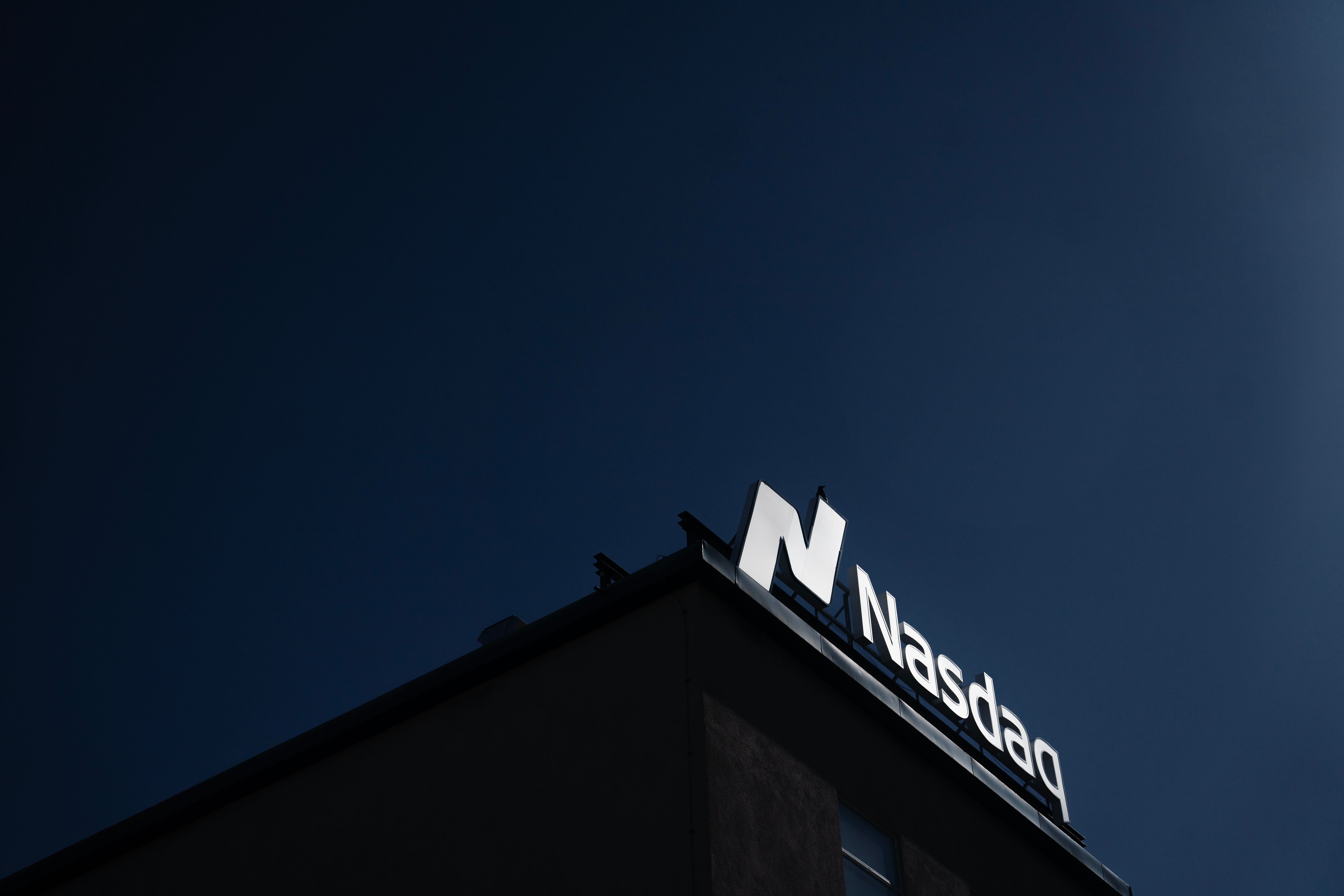 Nasdaq vill avnotera Intellego från börsen