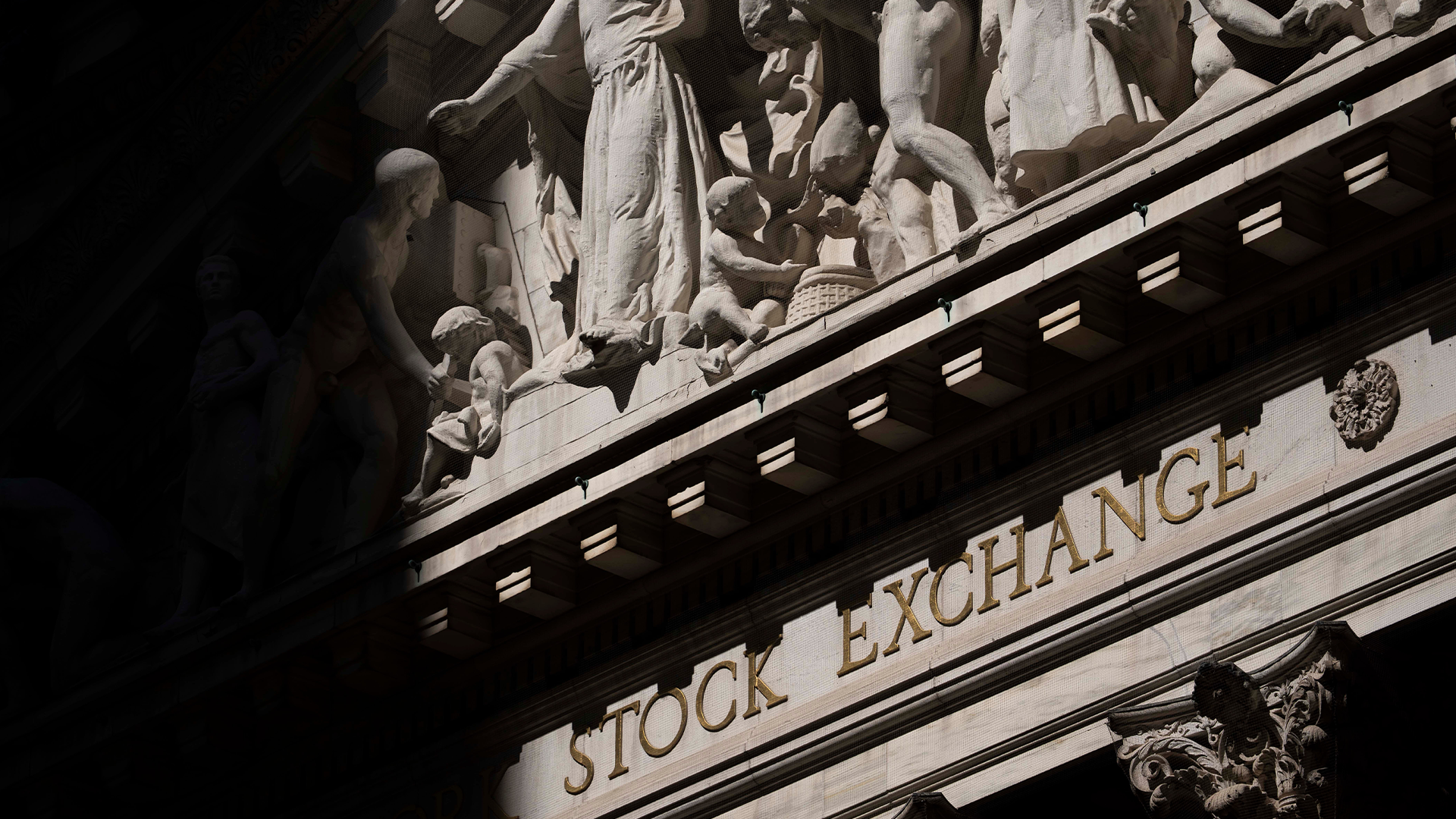 Wall Street inleder nedåt – tullbråk lyfter stålsektorn 