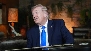 Källor: Trump letar efter Iran-exit inför toppmötet