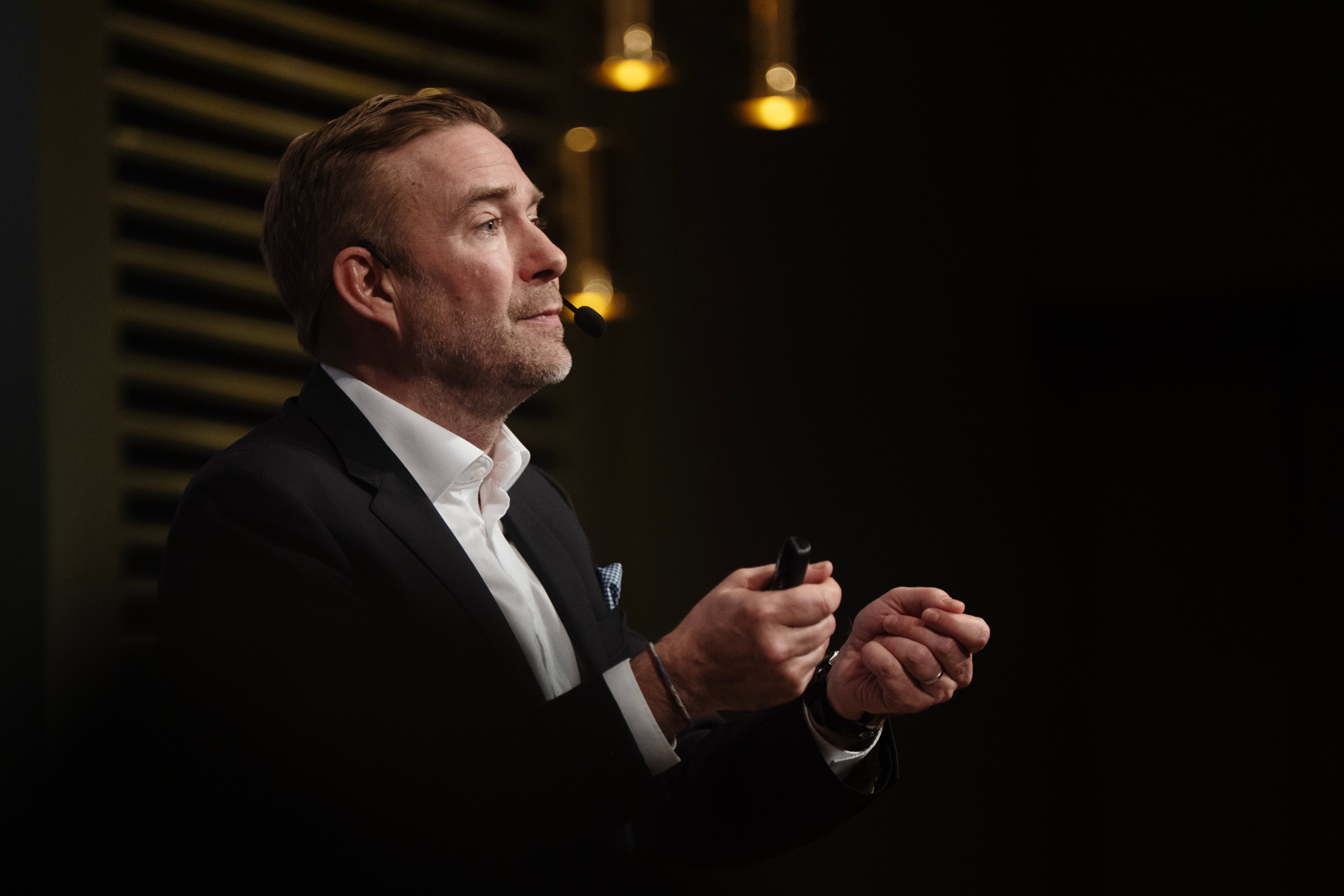 Electrolux-vd:n vänder: Utesluter inte längre en nyemission