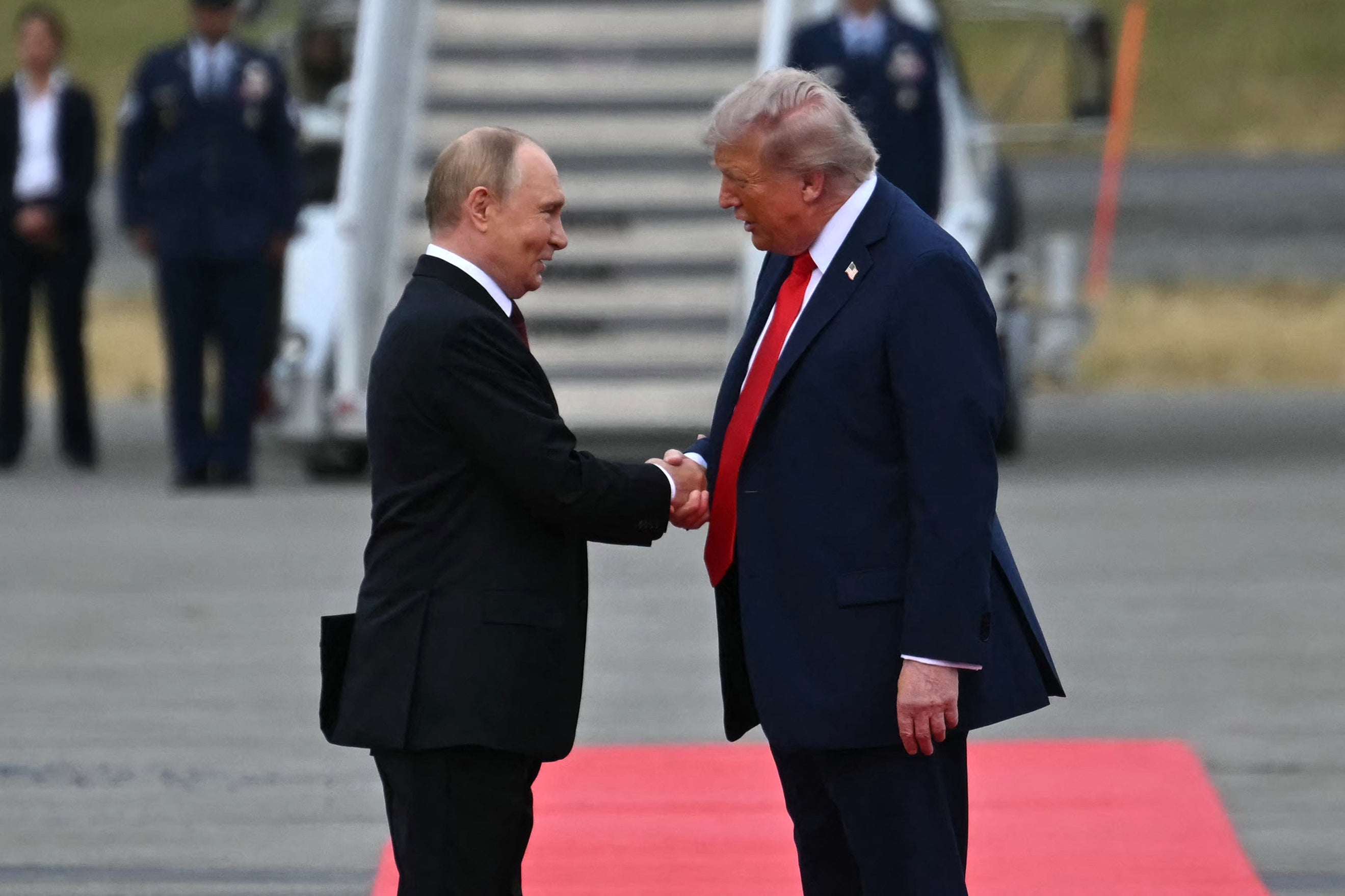 Trump: Putin kommer inte attackera Nato-territorium