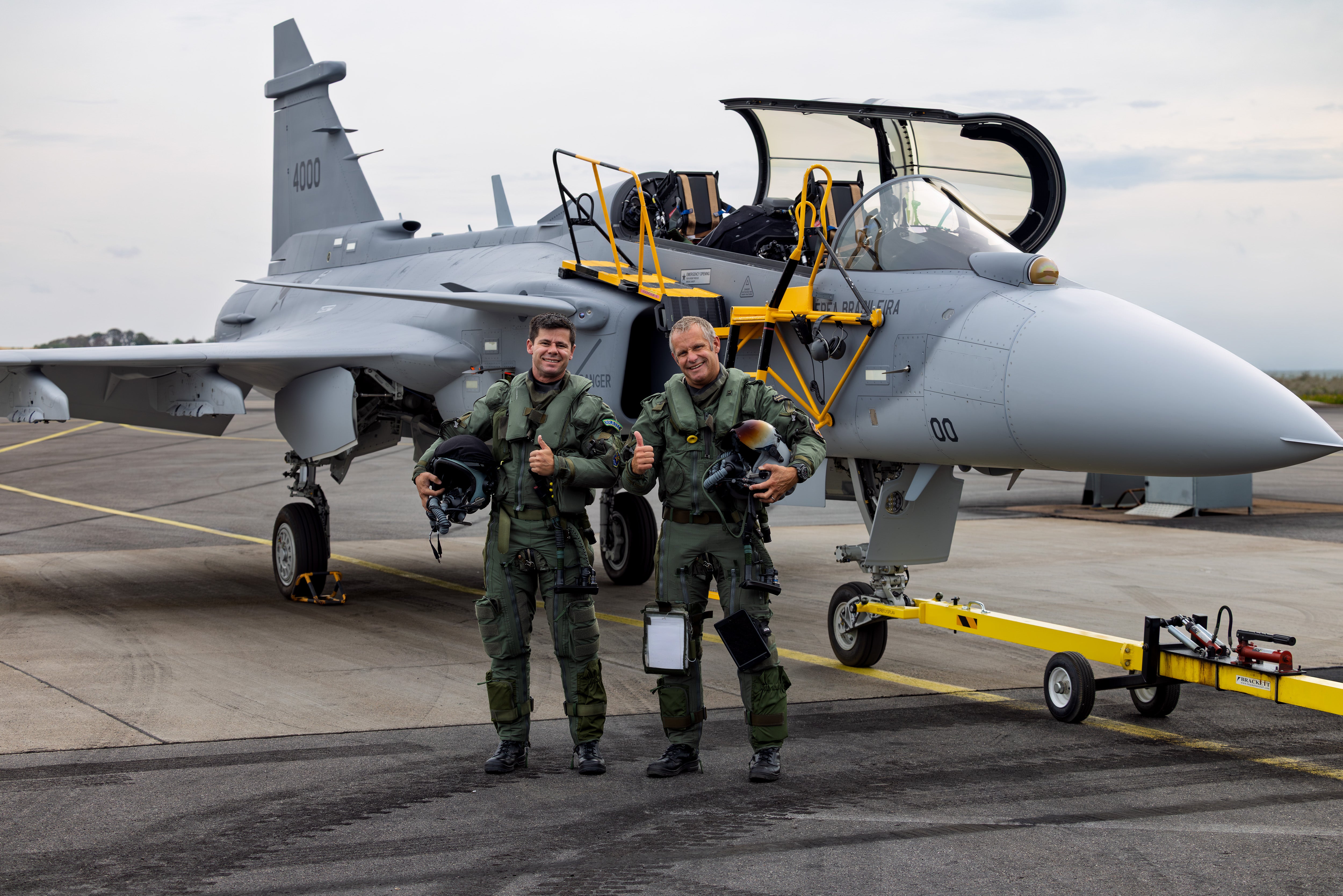 Första testflygningen med Gripen F