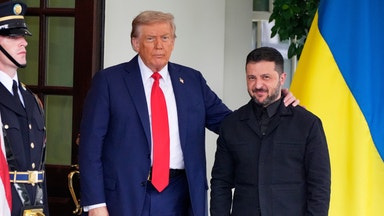 Zelenskyj ska ”arbeta vidare” med Trumps fredsförslag