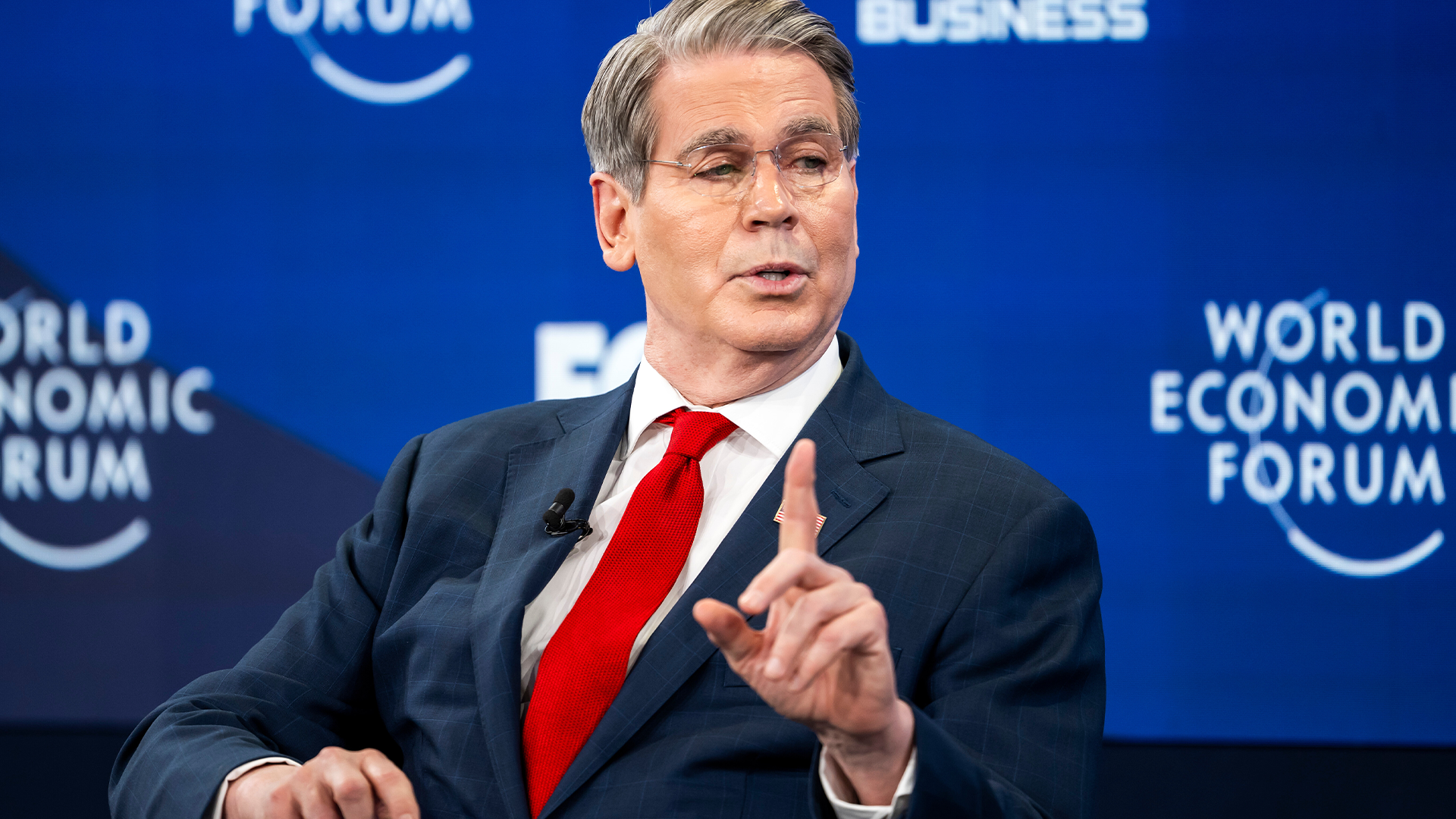 USA lättar tillfälligt sanktioner för rysk olja