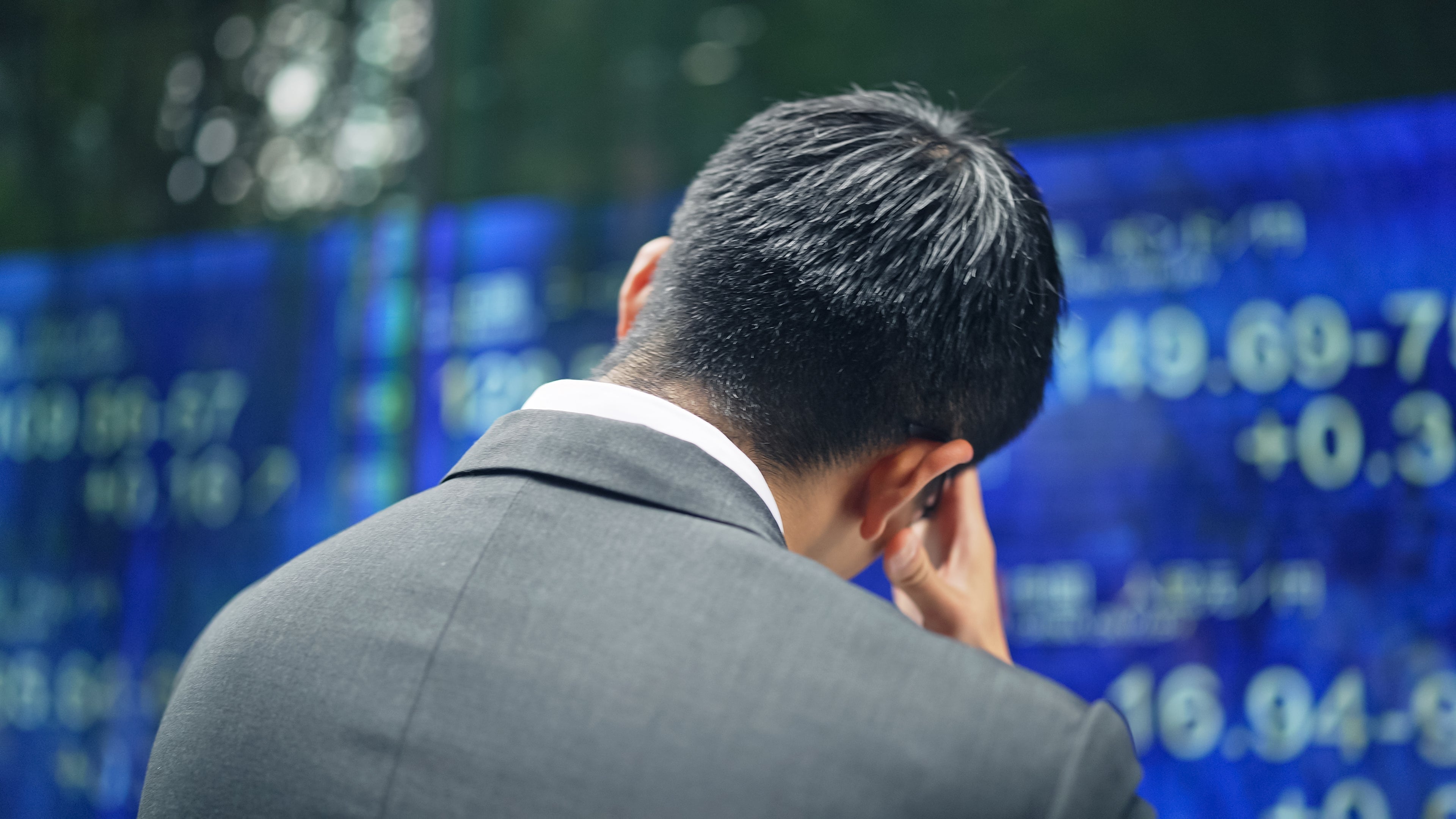 Börserna pressas i Asien – förstärkt ”sälj USA”-handel