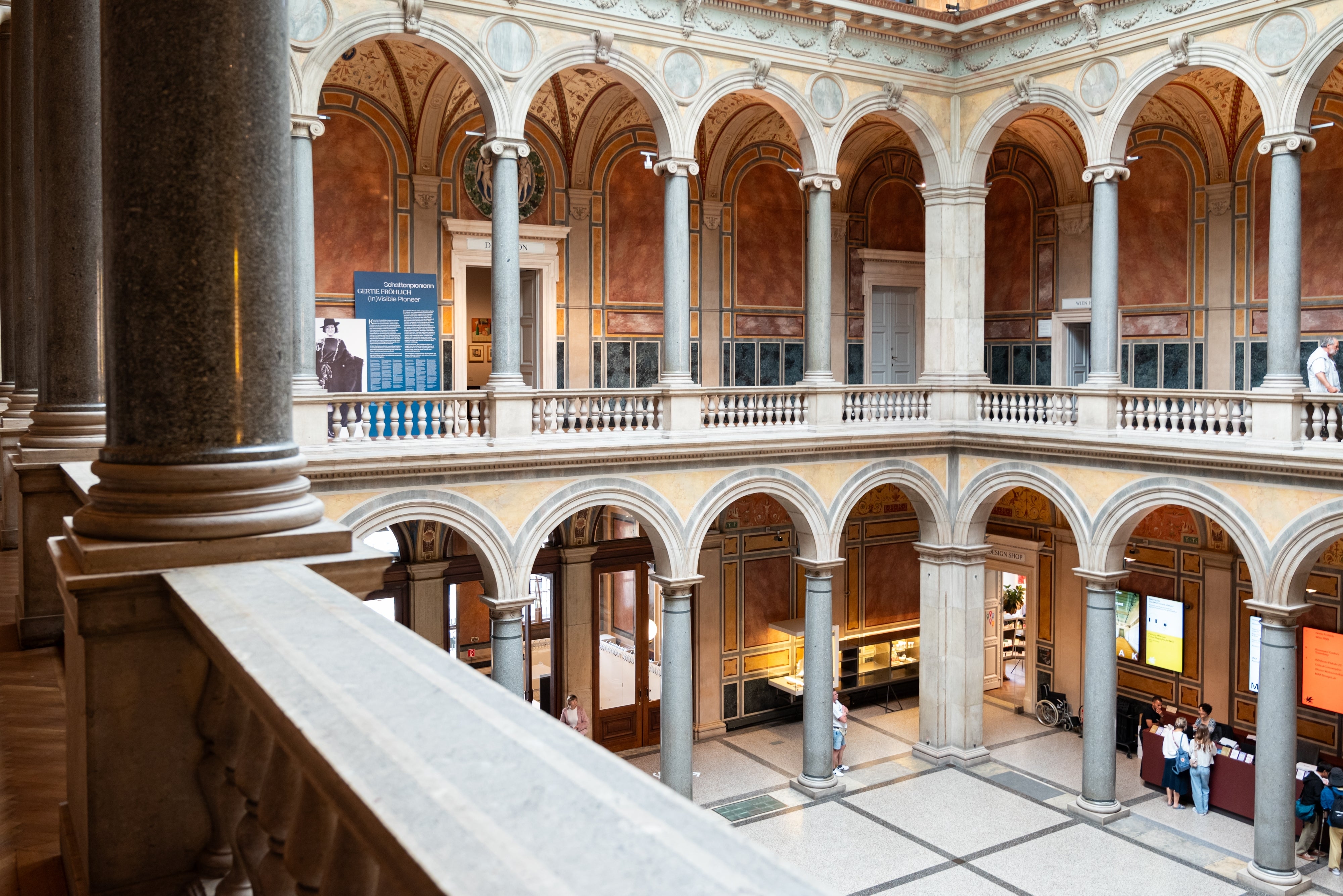 Fräck kupp mot museum i Wien – mångmiljonhalsband stulet