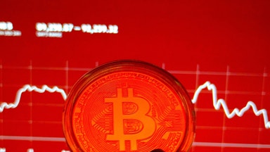 Bitcoin överges i förvärrat kryptoras: ”Identitetskris”