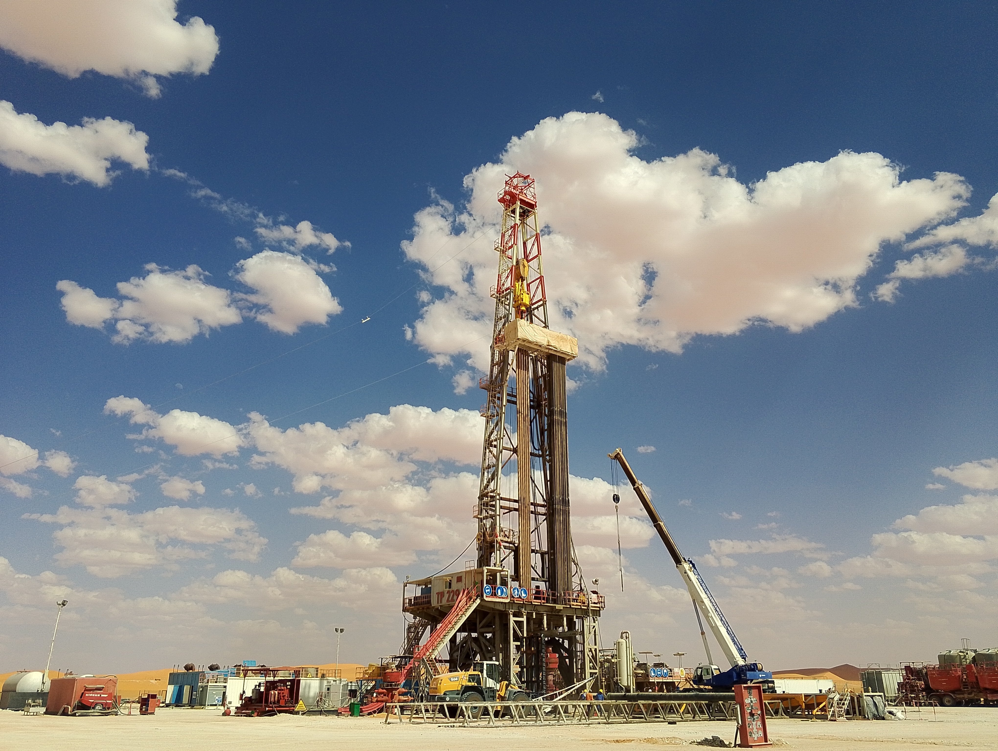 Kuwait: Skär ned oljan efter hot i Hormuz