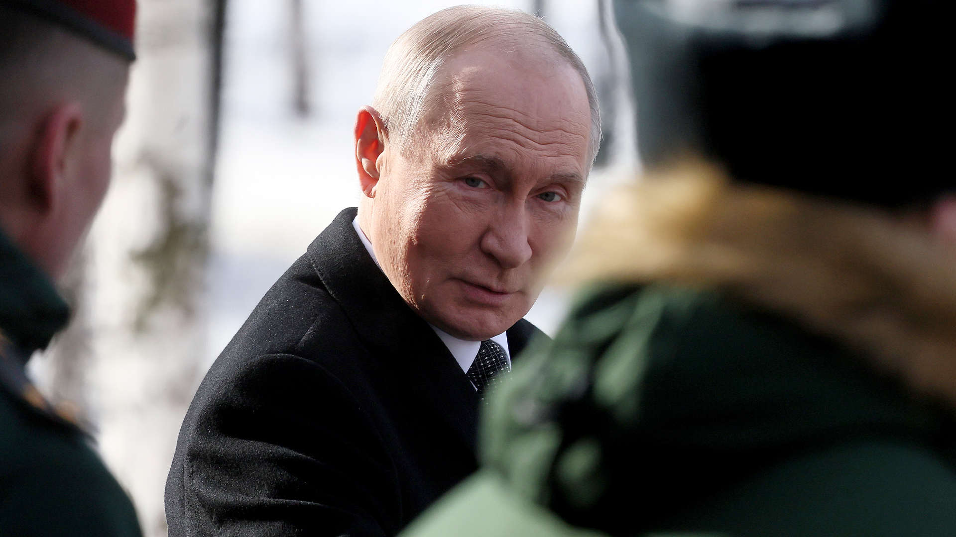 Uppgifter: Putin öser in krigspengar – trots ekonomiska oron