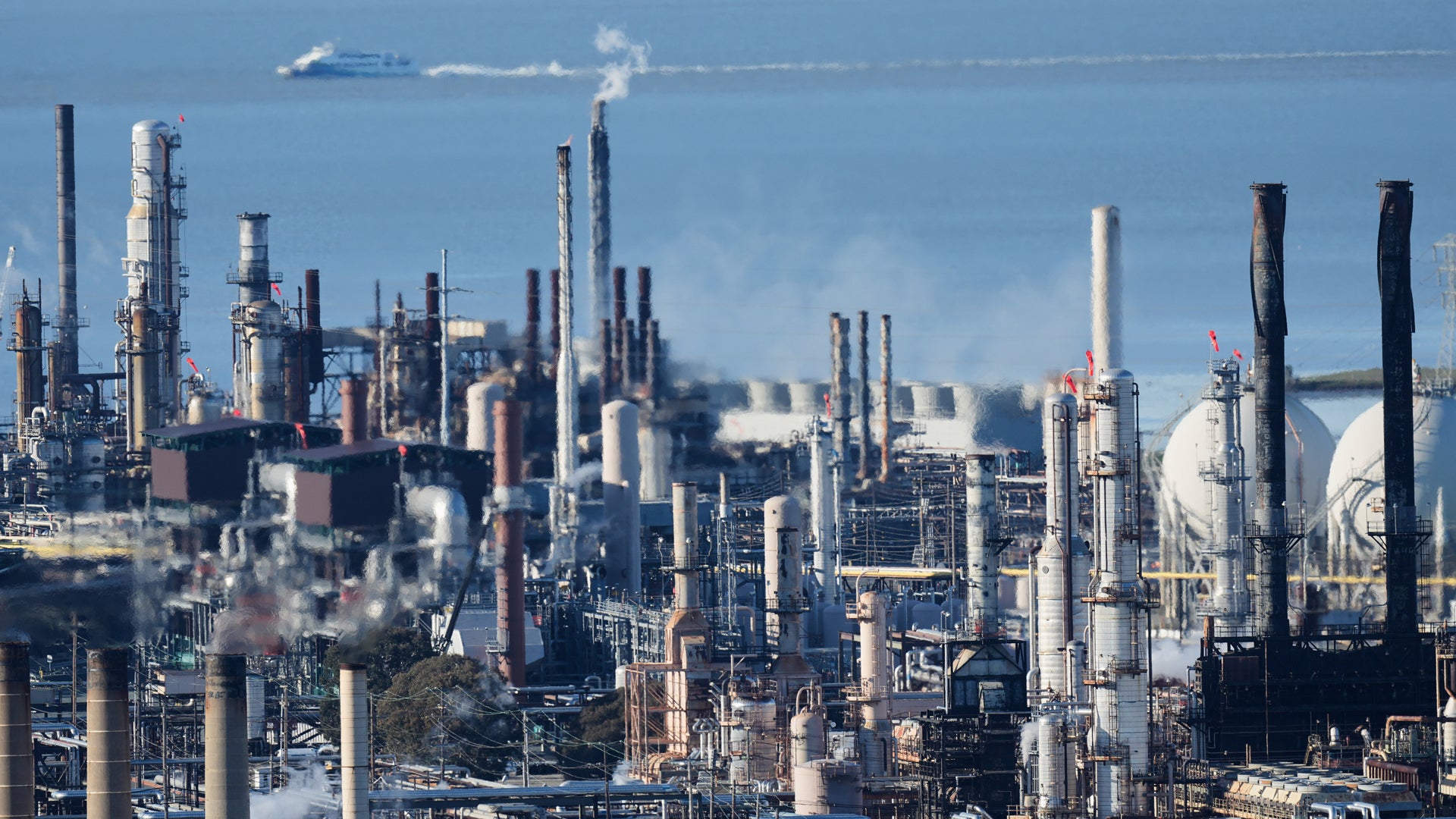 WTI-oljan på ny topp