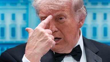 Trump evakuerad efter skottlossning – misstänkt skytt gripen