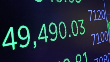 Rekordjakt på Wall Street – Apple skrivs upp: ”Får AI-inflytande”