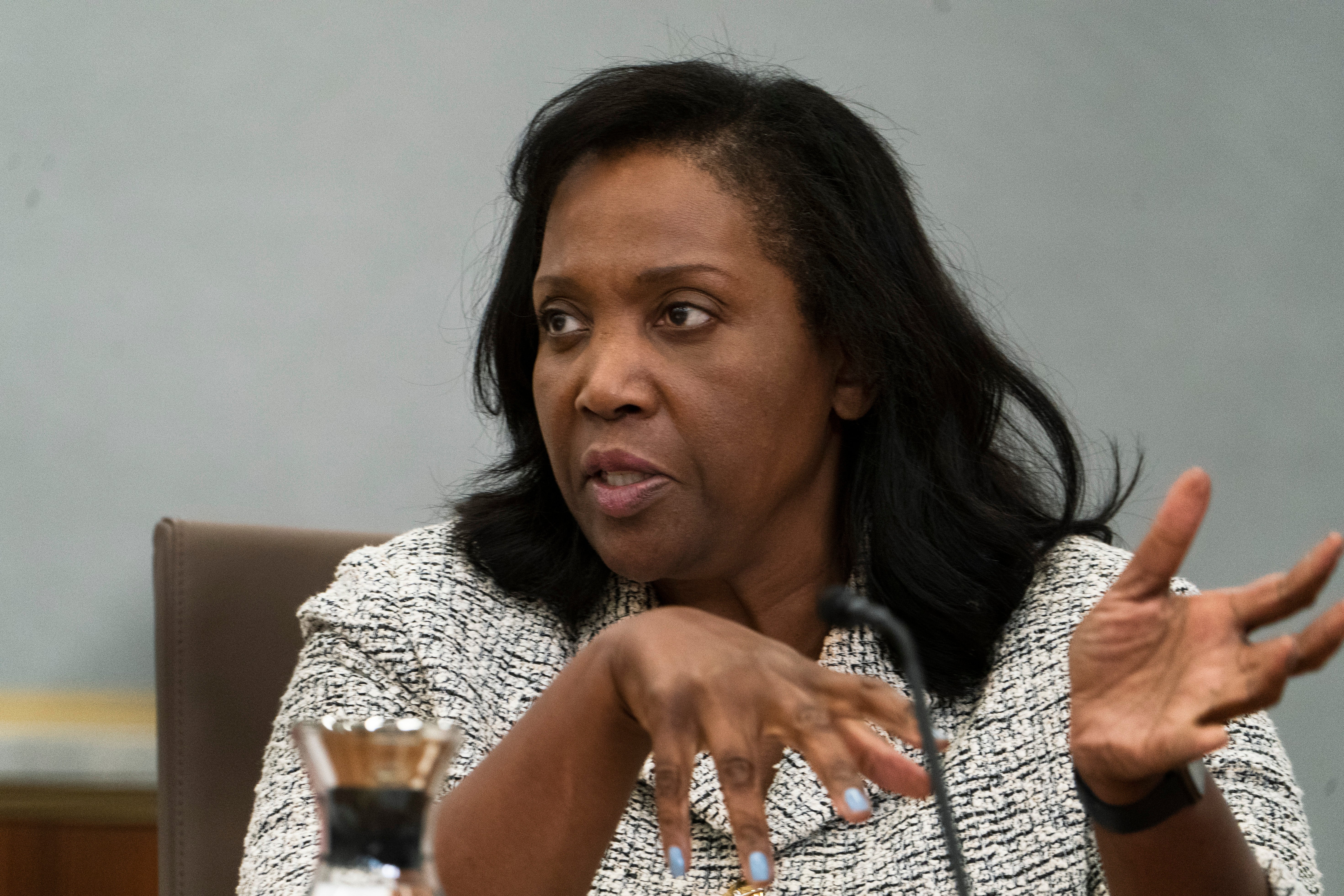 Fed-toppen om AI: Kan tvingas välja mellan jobb och inflation